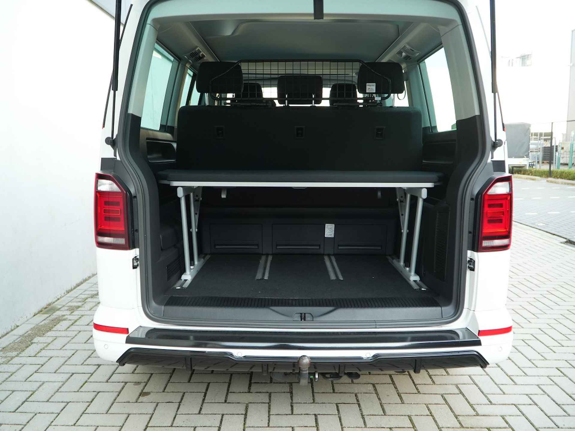 Volkswagen California T6 2.0 TDI 150 PK DSG California Beach Edition | Trekhaak - 21/41