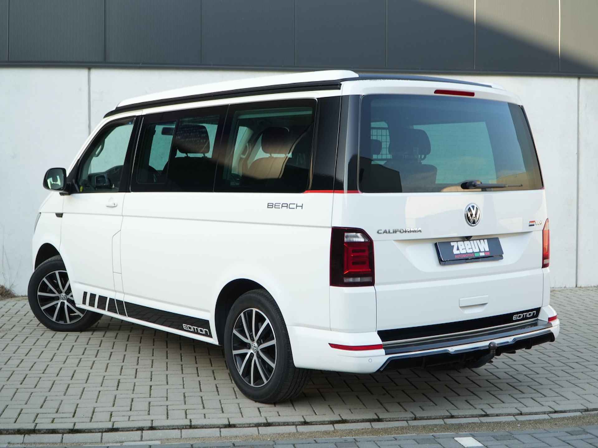 Volkswagen California T6 2.0 TDI 150 PK DSG California Beach Edition | Trekhaak - 27/41