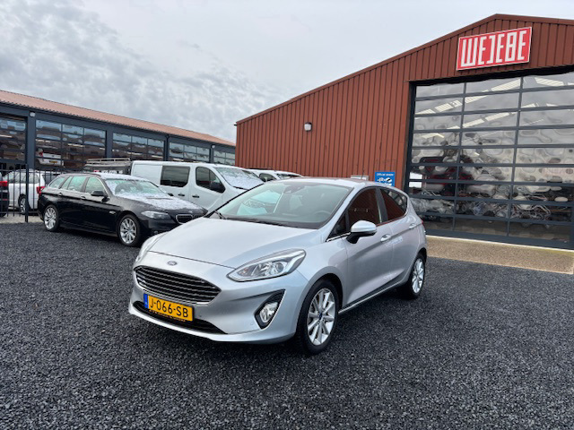 Ford Fiesta 1.0 ECOBOOST TITANIUM AUTOMAAT CARPLAY PDC CL