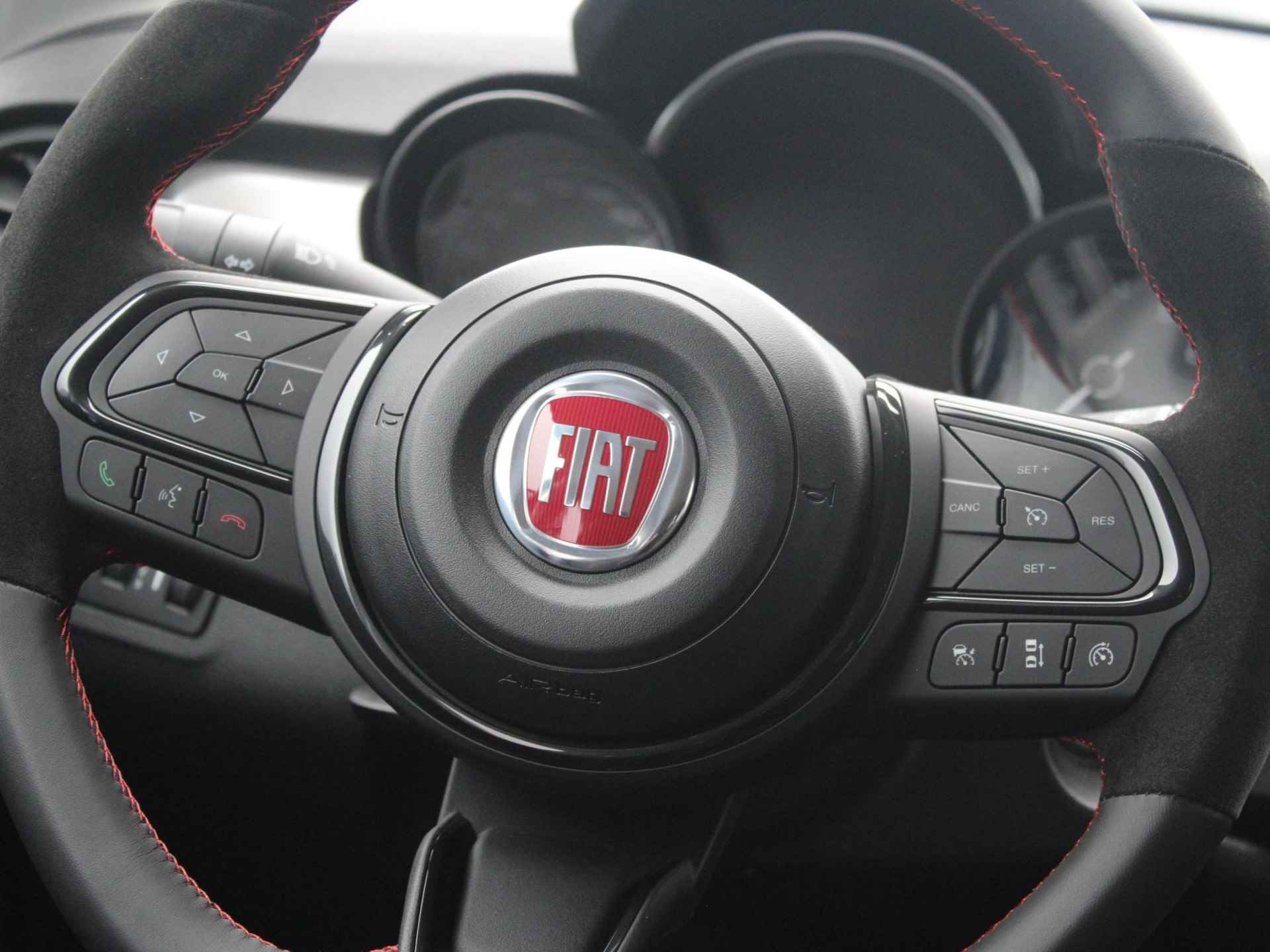 Fiat 500 X 1.5 Hybrid Sport | Automaat | Navi | Clima | Camera | Keyless | Cruise | Apple Carplay | BSM | 18" - 11/20