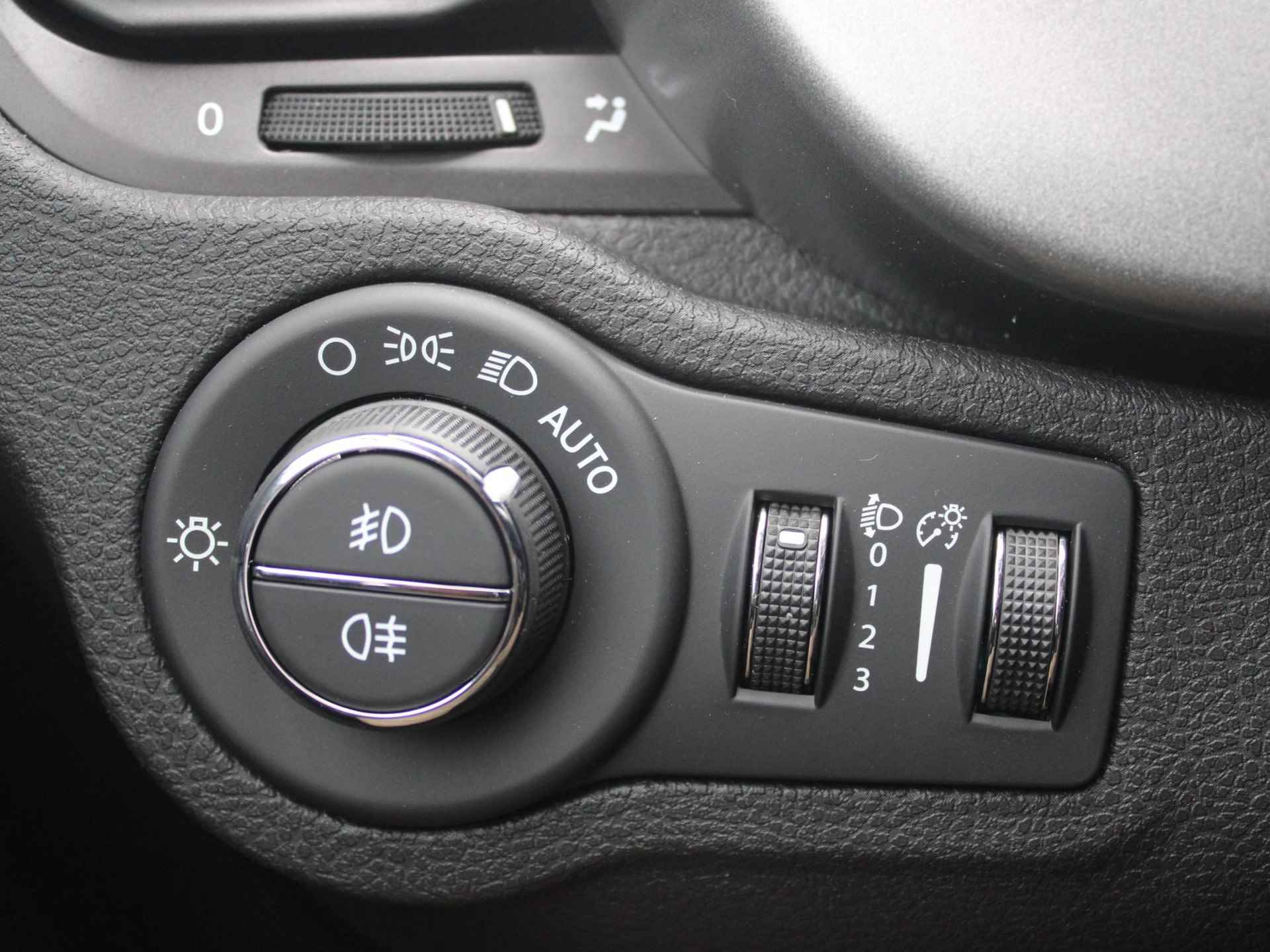 Fiat 500 X 1.5 Hybrid Sport | Automaat | Navi | Clima | Camera | Keyless | Cruise | Apple Carplay | BSM | 18" - 13/20