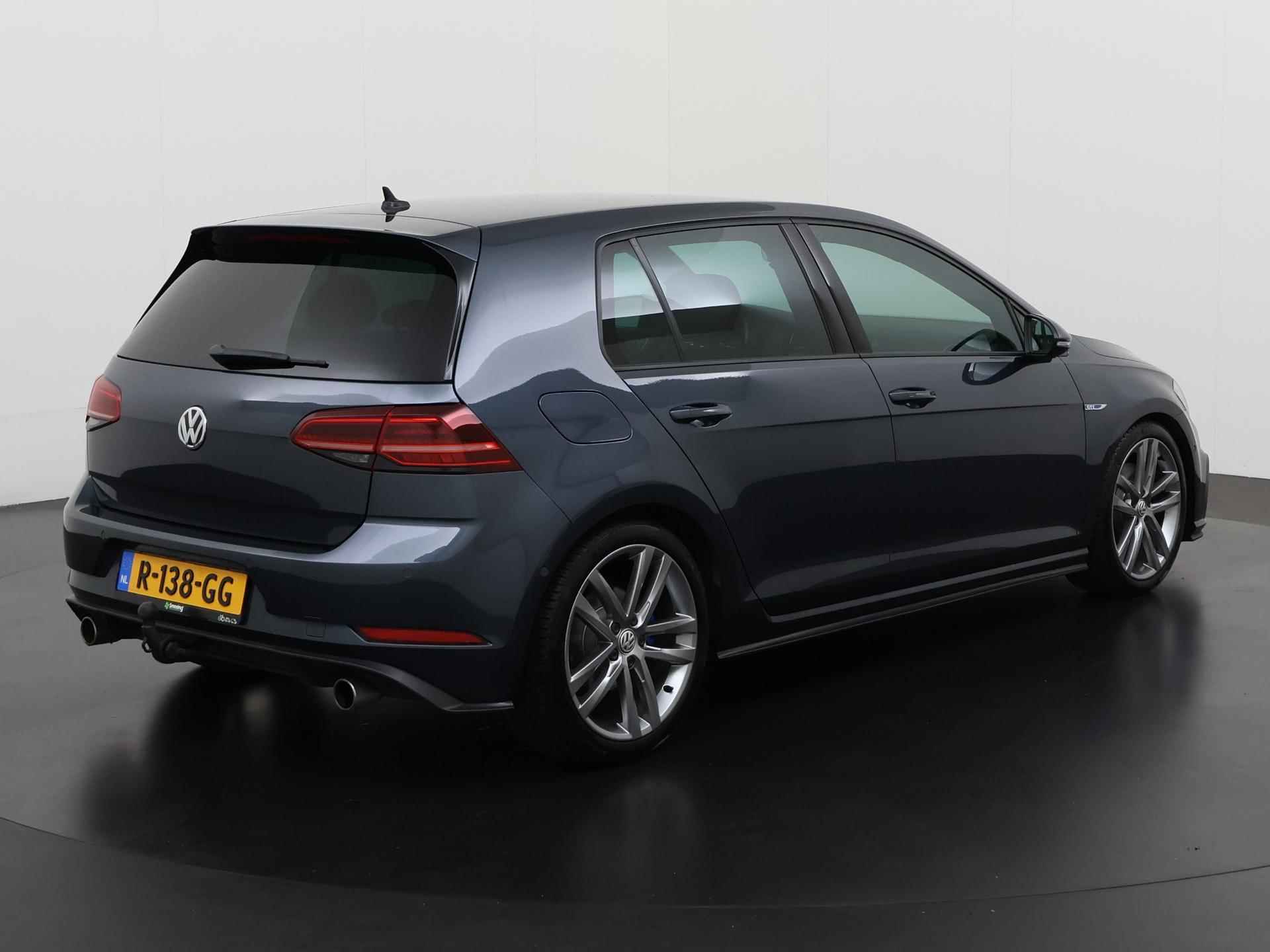 Volkswagen Golf 1.4 TSI PHEV GTE | R-Line | Camera | Trekhaak | Adaptief LED | Zondag Open! - 4/42