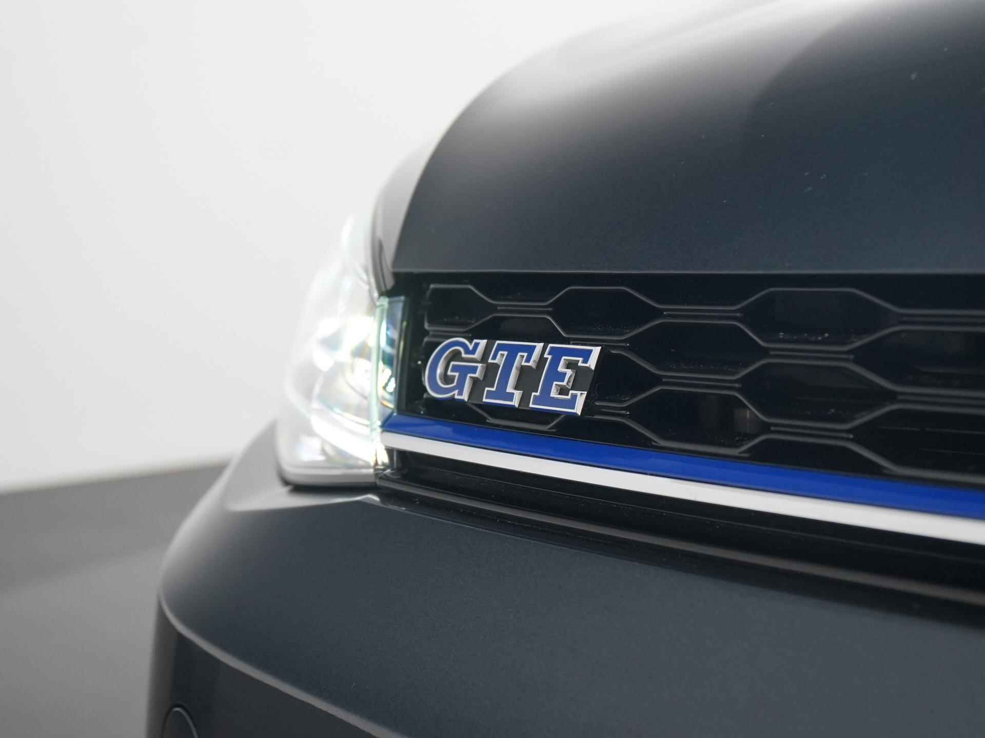 Volkswagen Golf 1.4 TSI PHEV GTE | R-Line | Camera | Trekhaak | Adaptief LED | Zondag Open! - 29/42