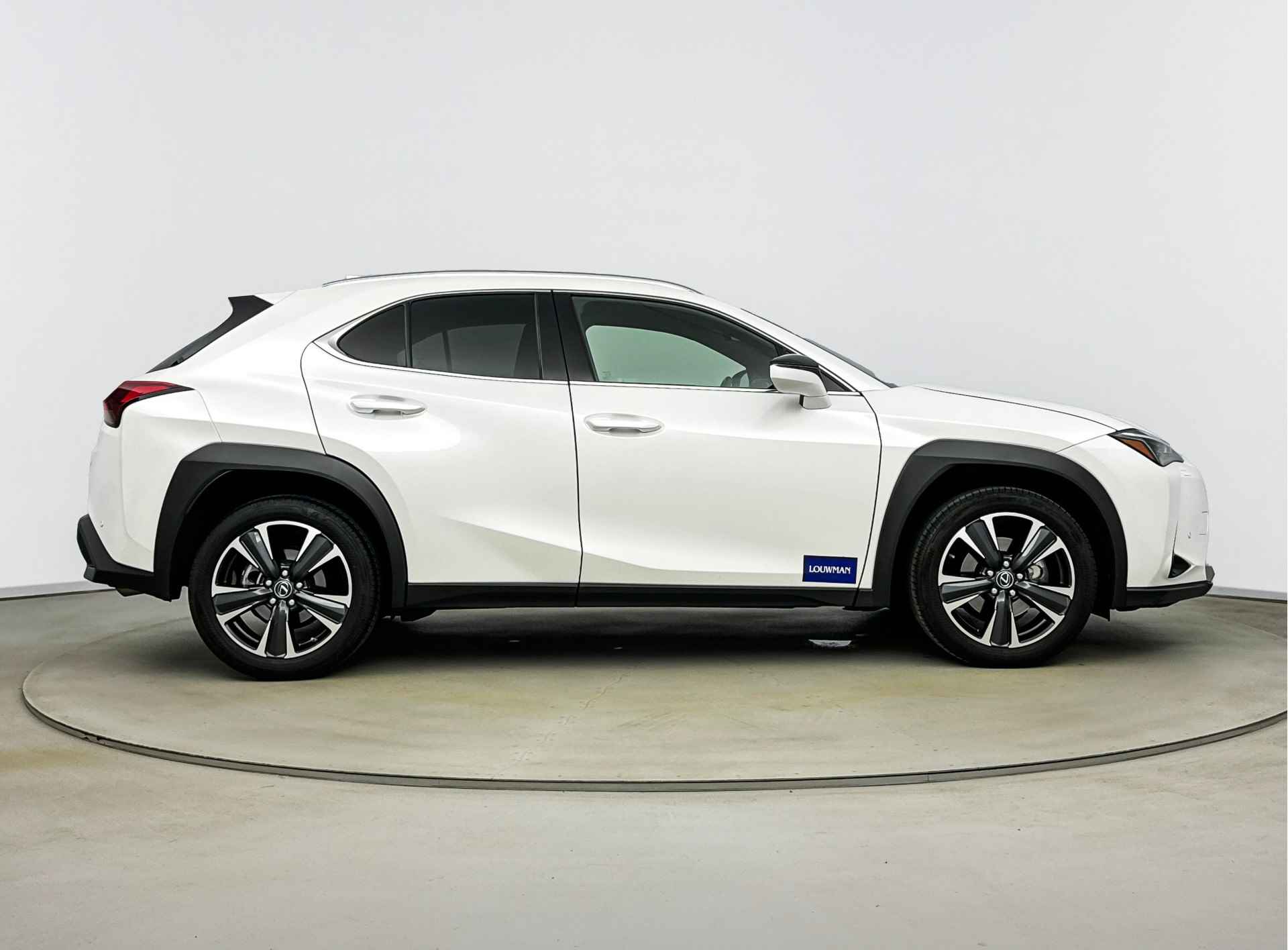 Lexus UX 250h Business Line | Blind Spot Monitor | Navigatie | Extra getint glas | - 15/39