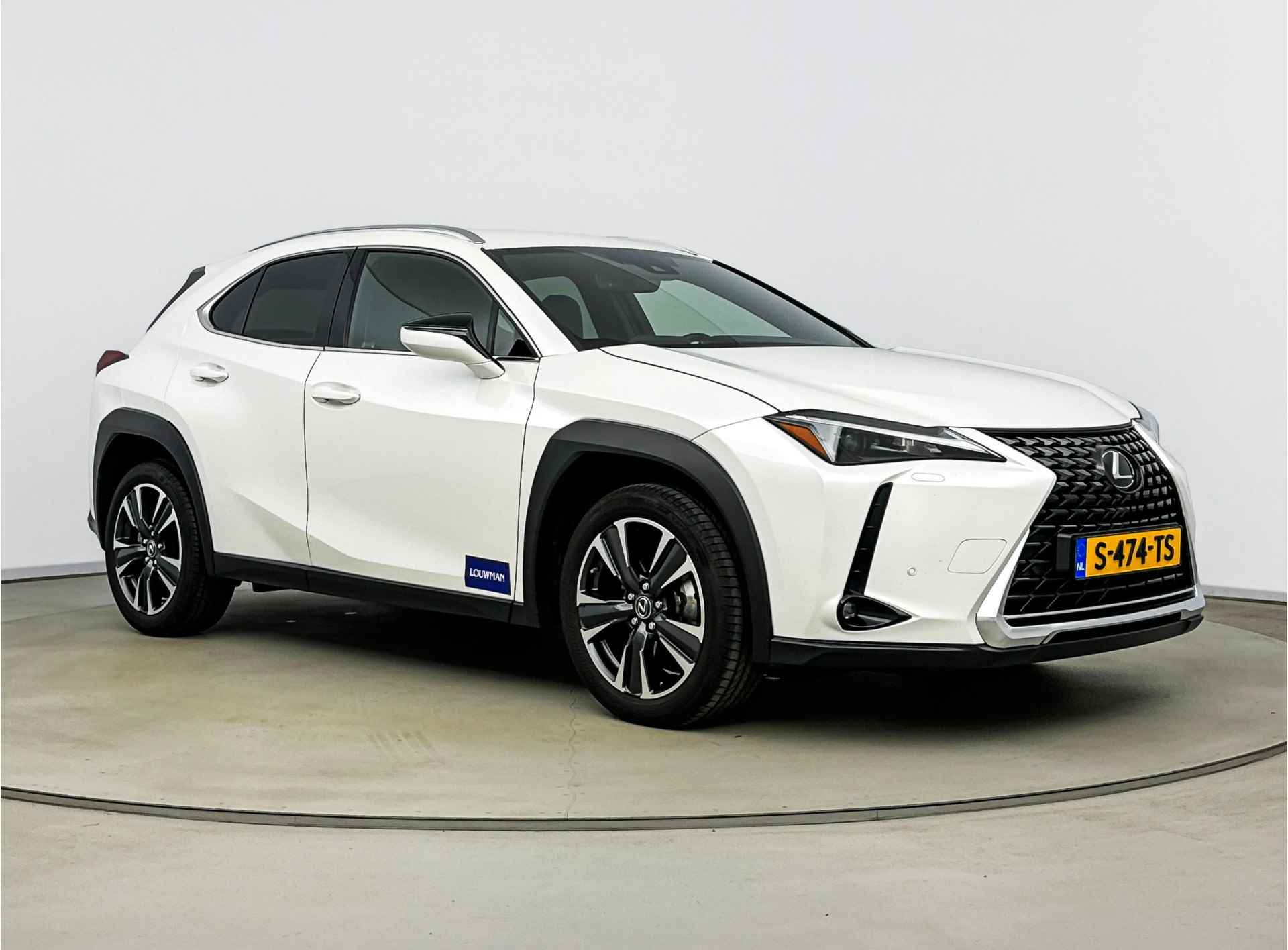 Lexus UX 250h Business Line | Blind Spot Monitor | Navigatie | Extra getint glas | - 27/39