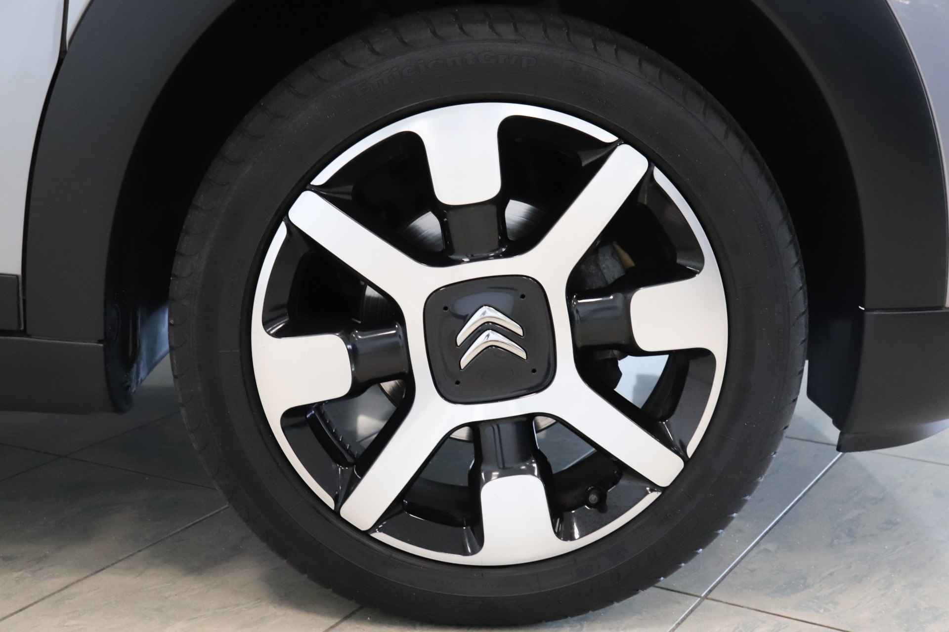 Citroën C4 Cactus 1.2 SHINE | PANODAK | PARKEERHULP | NAVI | - 9/25