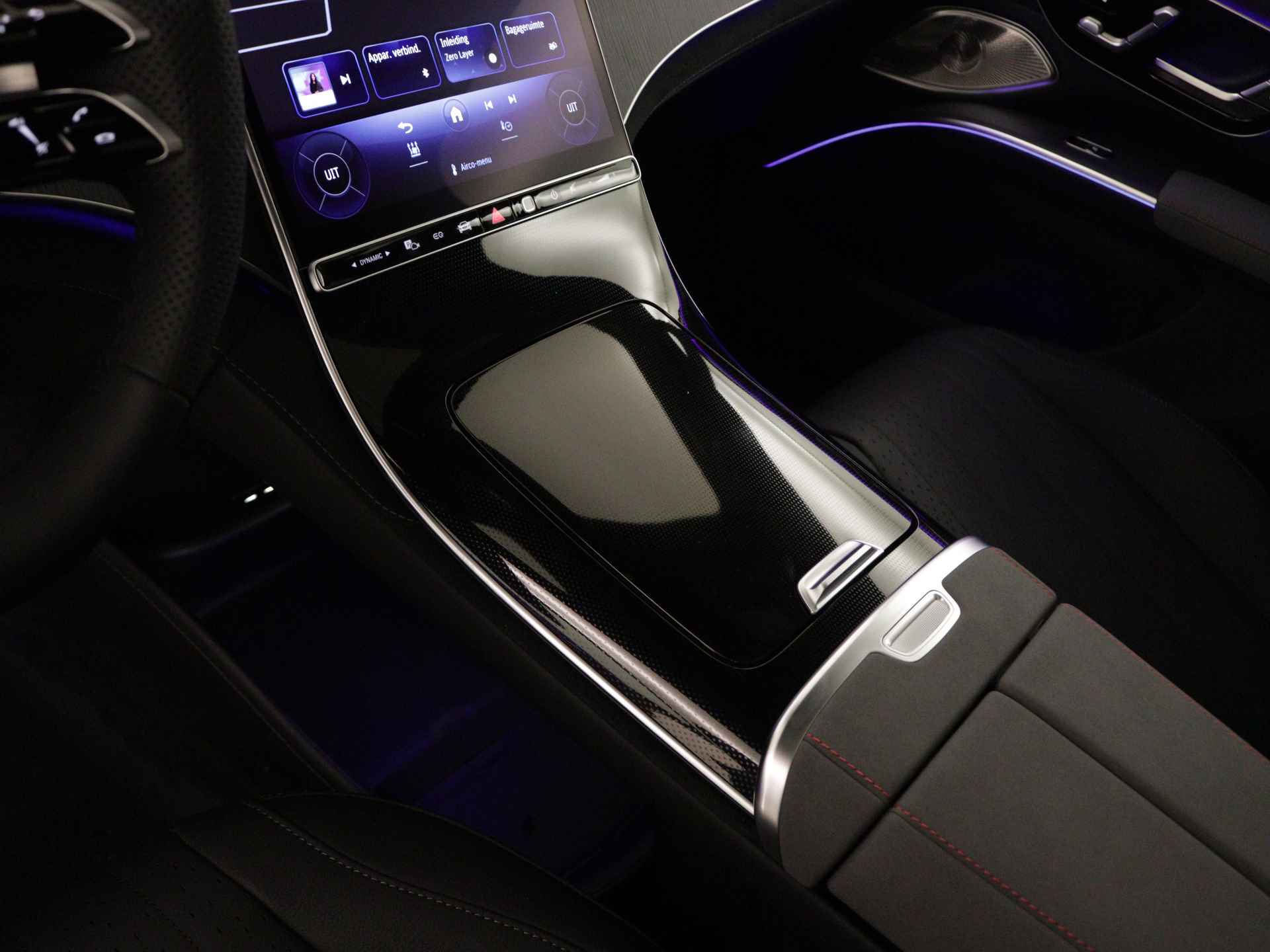 Mercedes-Benz EQS SUV 450 4MATIC AMG Line 7p 118 kWh Nightpakket | Trekhaak | Premium pakket | DIGITAL LIGHT | USB-pakket plus | Burmester® 3D-surround sound system | Rijassistentiepakket Plus | Head-up display | - 26/42