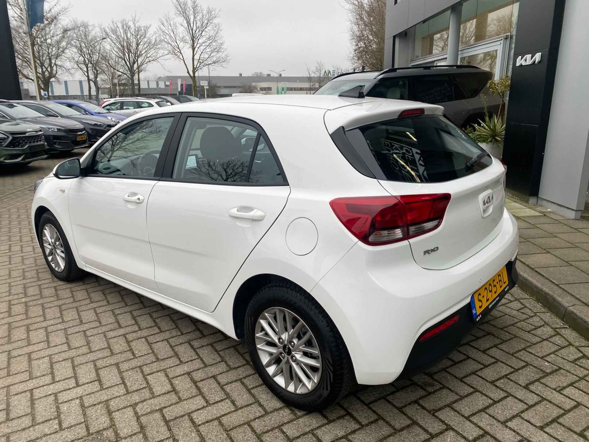 Kia Rio 1.0 T-GDi MHEV DynamicLine - 7/14