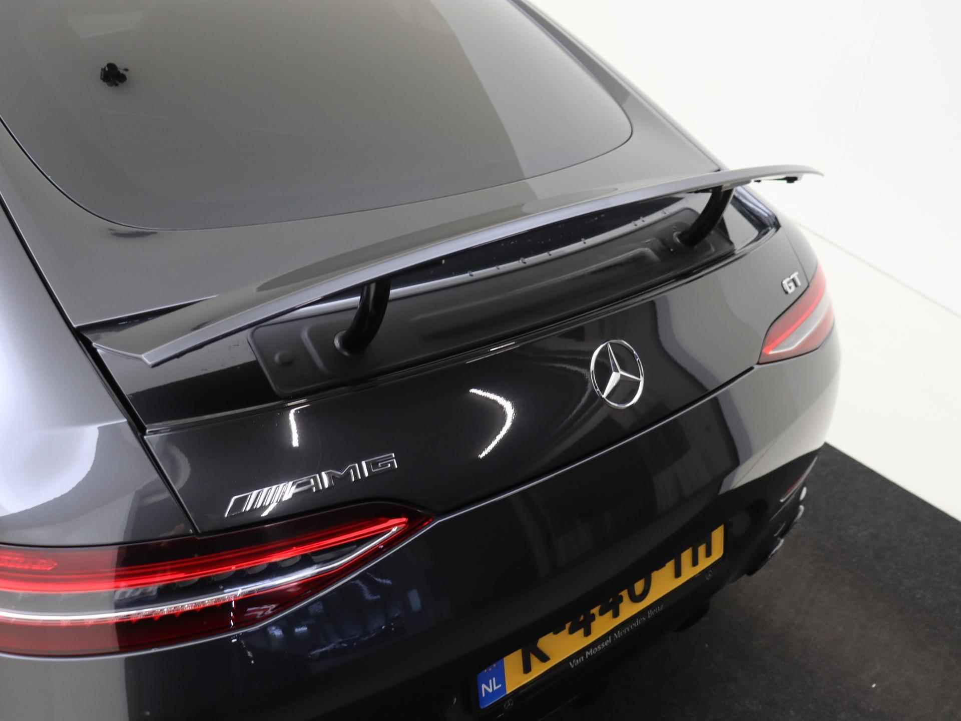 Mercedes-Benz AMG GT 4-Door Coupe AMG 43 4MATIC+ Premium Plus Schuif-Kanteldak / Memory Seats / Burmester / Keyless entry / AMG Ride Control / V8 Styling Pakket / AMG Performance Stuurwiel / - 6/44