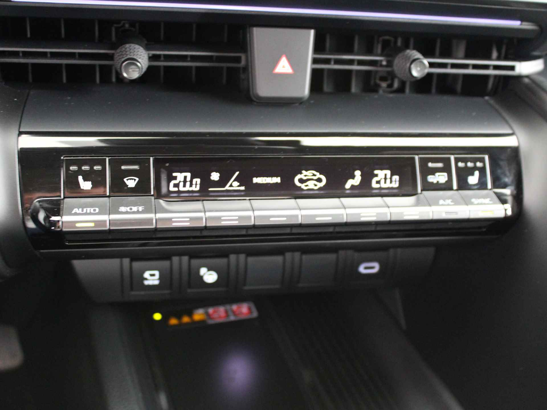 Toyota C-HR Hybrid 200 GR SPORT Première Edition | Panoramadak | - 11/53