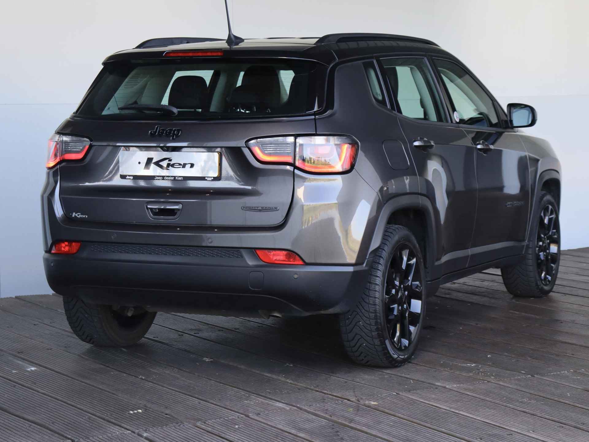 Jeep Compass 1.3T Night Eagle Liberty Edition | Navi | 19 INCH | Cruise control - 4/26