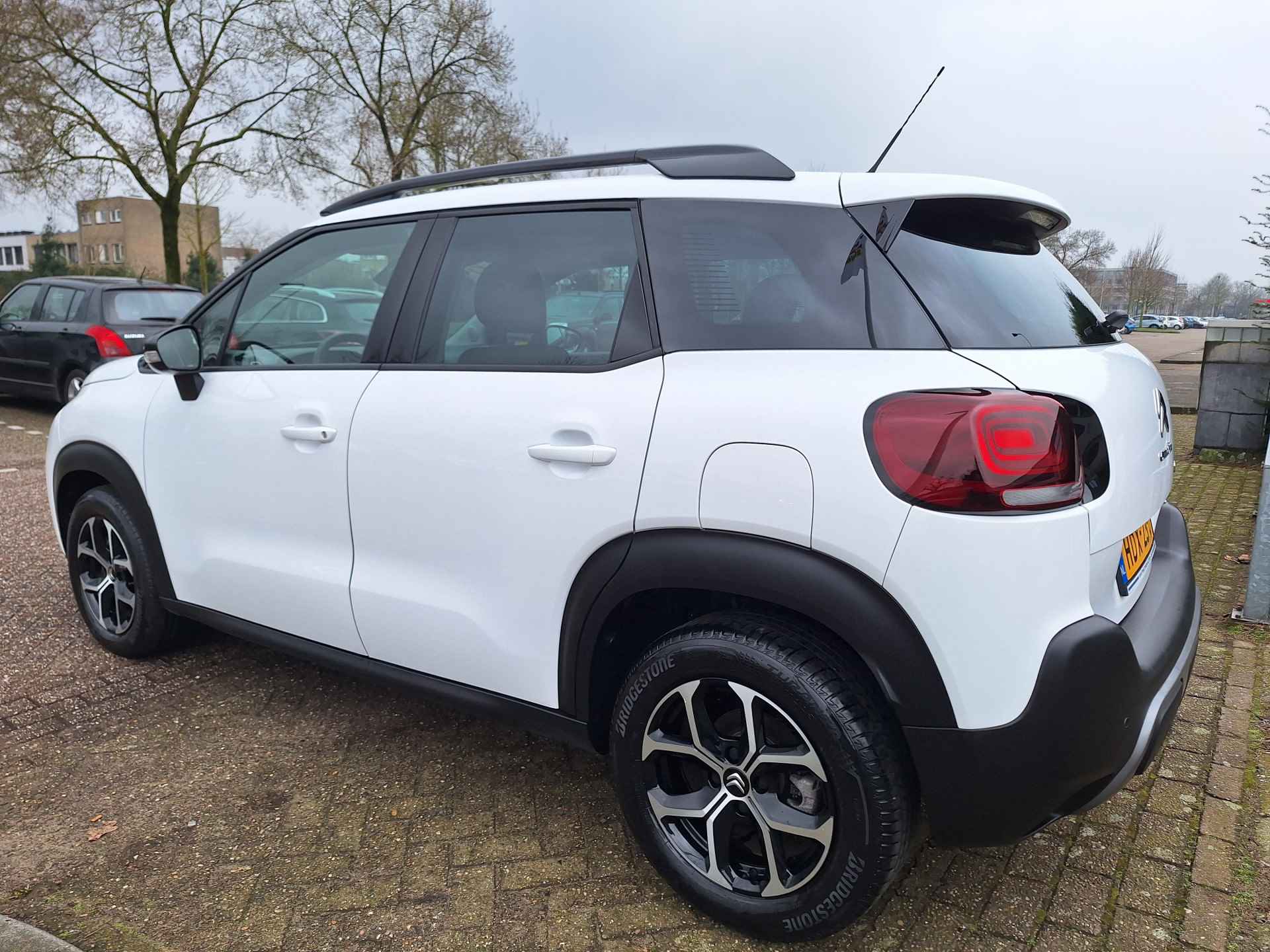 Citroën C3 Aircross 1.2 PureTech Shine - 4/29