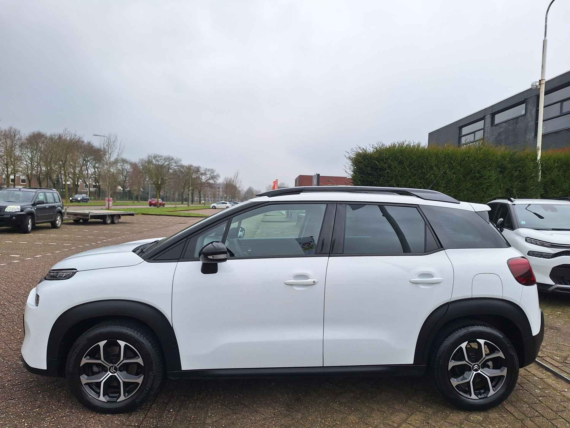 Citroën C3 Aircross 1.2 PureTech Shine - 9/29