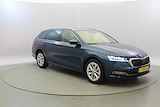 SKODA Octavia 1.5 TSI Combi First Edition 150PK - Carplay, Panorama, Stoelverw