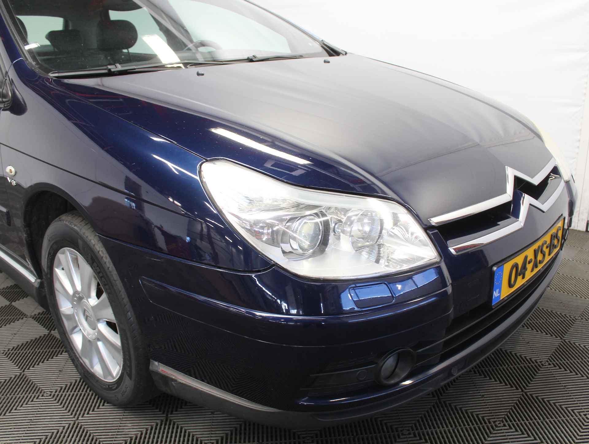 Citroën C5 3.0 V6 Exclusive AUTOMAAT | XENON | LEDER | ELECTR.STOELEN | MOOIE YOUNGTIMER - 27/46