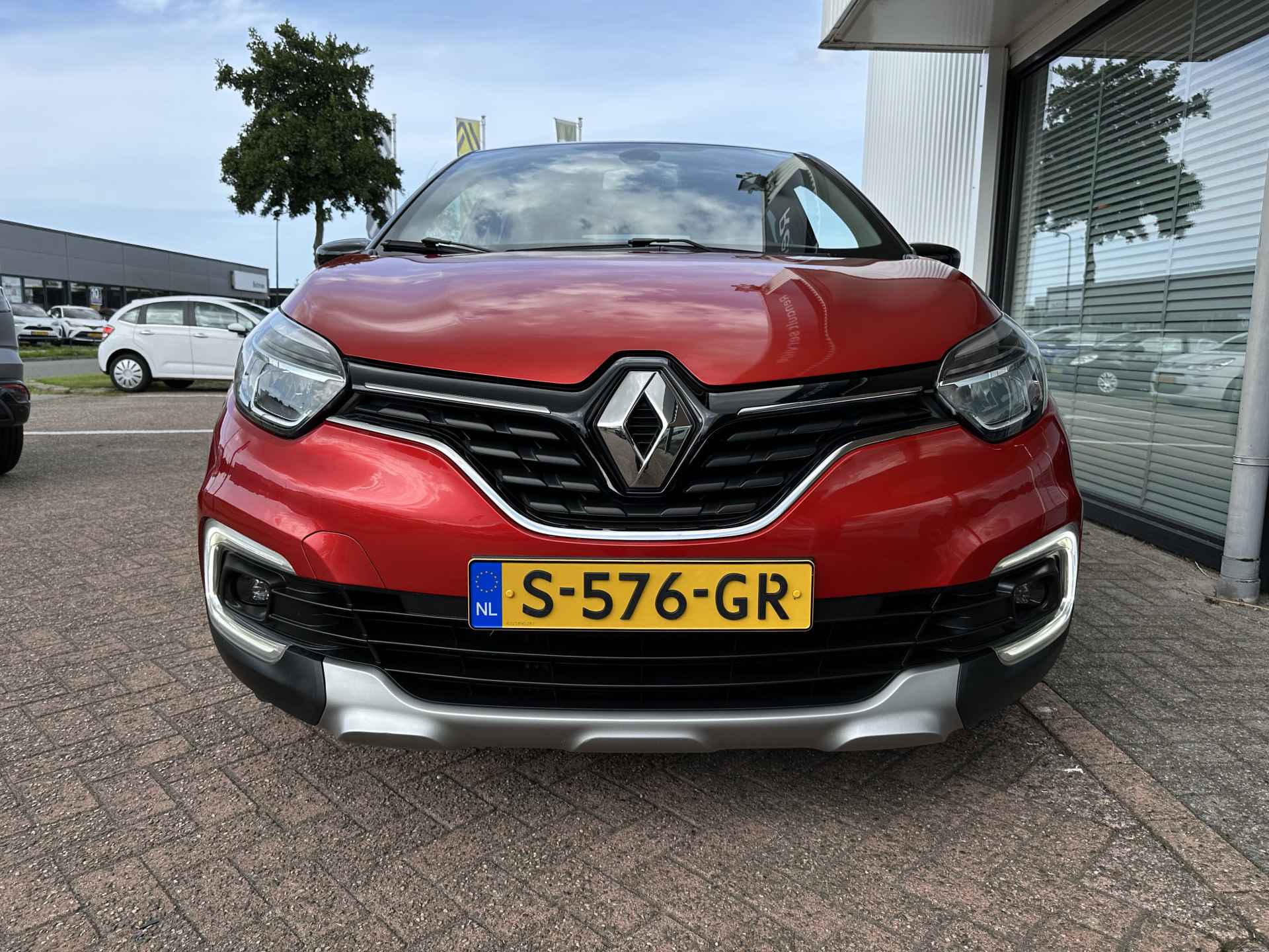 Renault Captur fase2 Intens Tce 120 EDC automaat | trekhaak | stoelverwarming | Android Auto | tijdelijk gratis Top Afleverpakket twv Eur 695 - 3/38