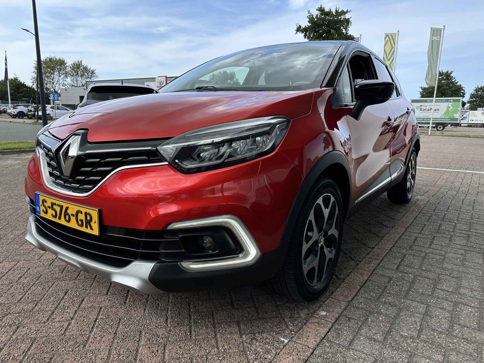 Renault Captur fase2 Intens Tce 120 EDC automaat | trekhaak | stoelverwarming | Android Auto | tijdelijk gratis Top Afleverpakket twv Eur 695 - 4/38