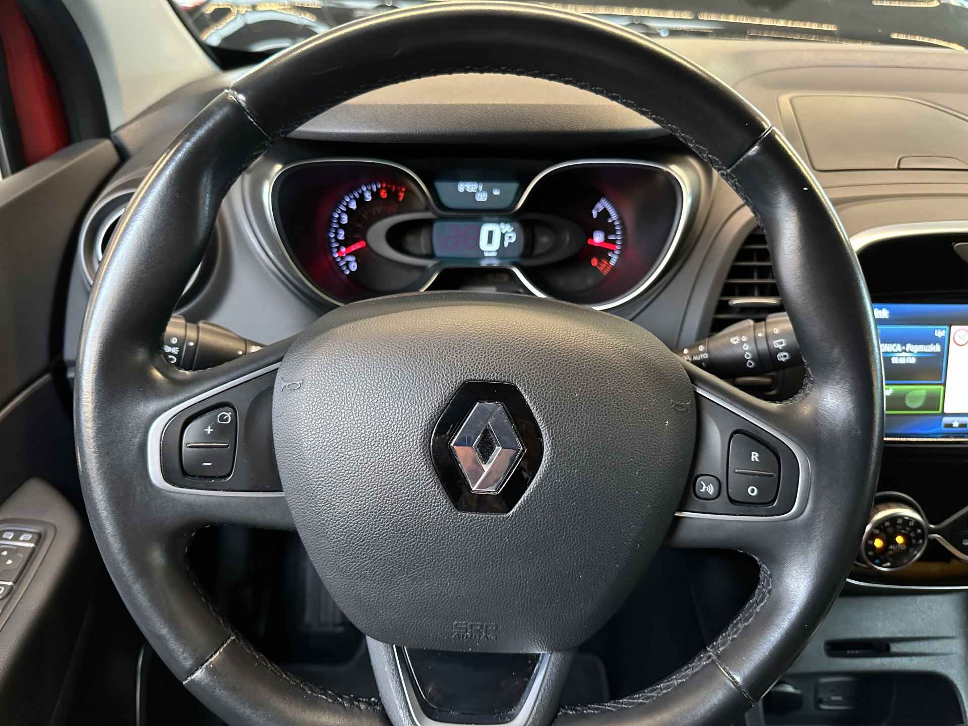 Renault Captur fase2 Intens Tce 120 EDC automaat | trekhaak | stoelverwarming | Android Auto | tijdelijk gratis Top Afleverpakket twv Eur 695 - 21/38