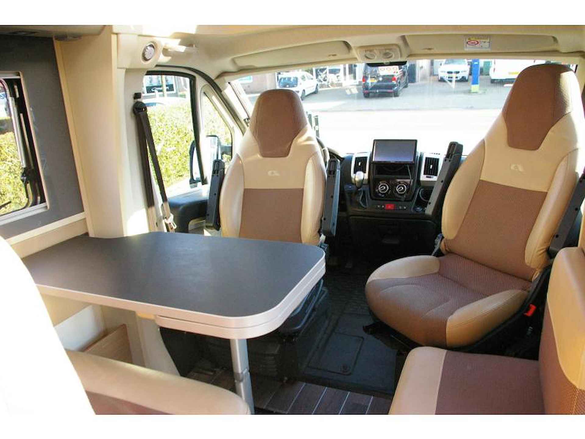 Adria Compact PLUS SL Automaat, enkele bedden. - 10/20