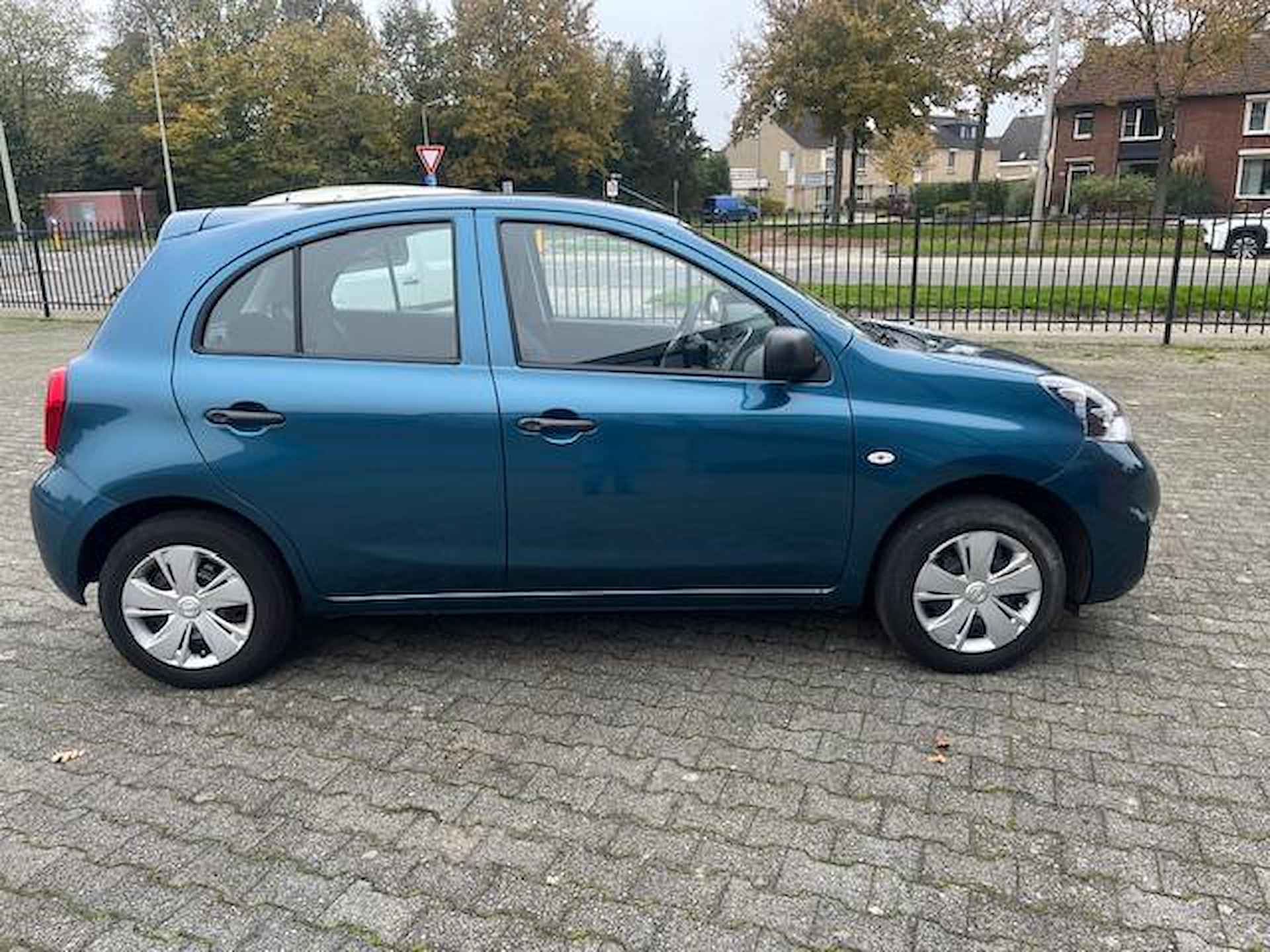 Nissan Micra 1.2 Acenta, Airco, incl 1 jaar Bovag garantie - 2/22