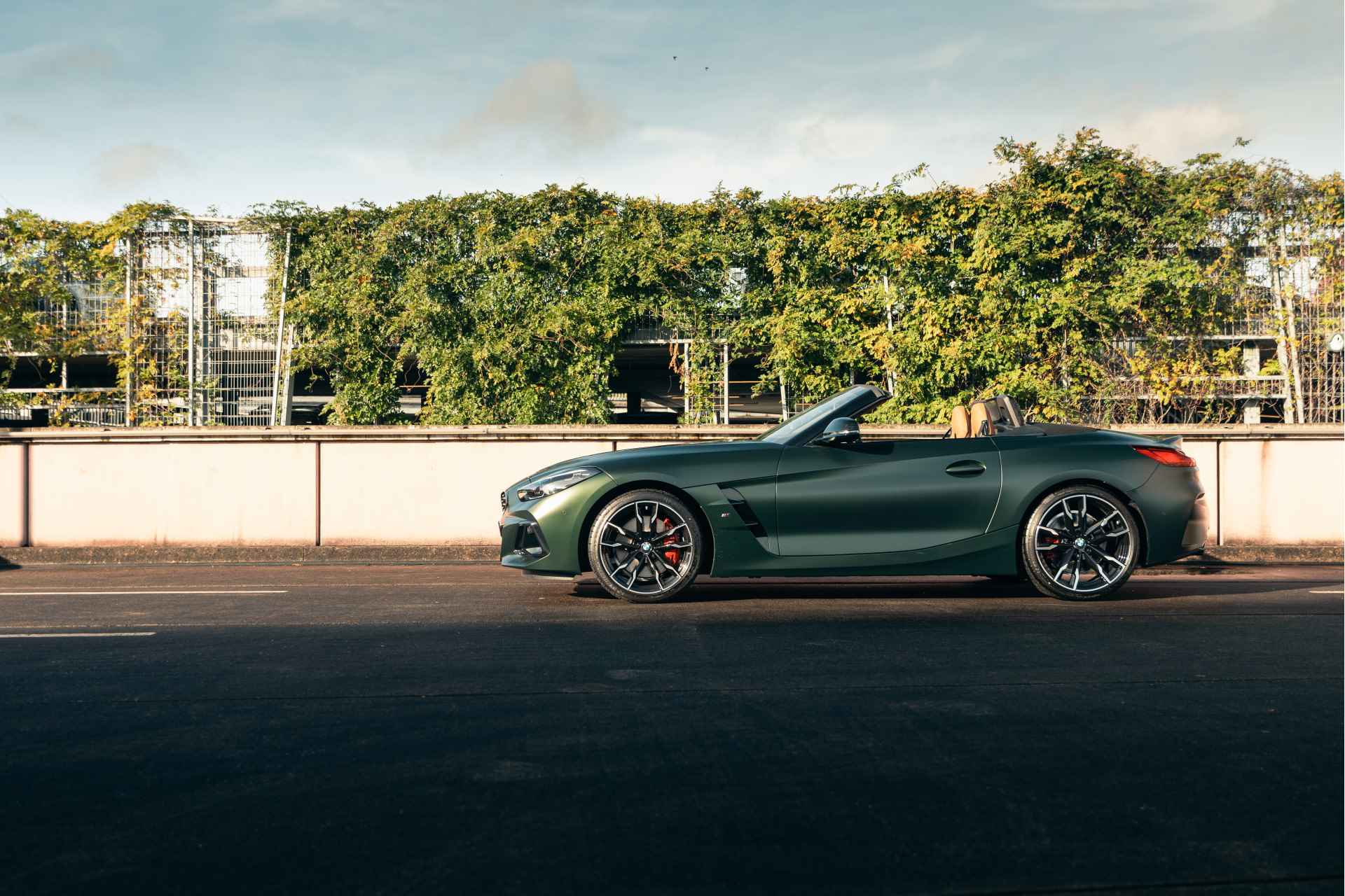 BMW Z4 Roadster M40i High Executive Automaat / M Adaptief onderstel / Verwarmd stuurwiel / Stoelverwarming / Adaptieve LED / Cruise Control / Head-Up / Live Cockpit Professional - 30/31