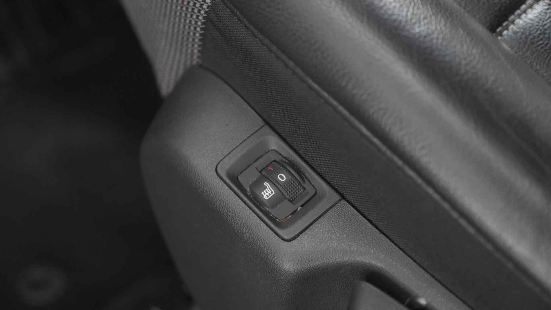 Citroen C3 Aircross PureTech 110 S&S Shine | Camera | Dodehoekdetectie | Panoramadak | Apple Carplay | HIFI Audio | Head-Up Display - 27/59