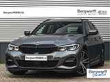 BMW 3 Serie Touring 330e xDrive M-Sport - Pano - Harman Kardon - ACC - Camera