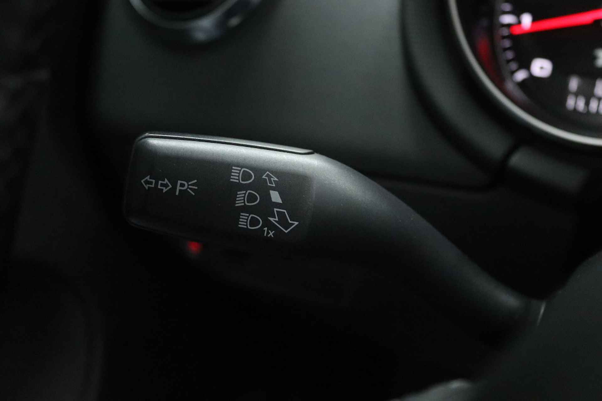 Audi TT Roadster 1.8 TFSI S-Line Competition | Navigatie | Carplay | Prachtig exe - 35/48