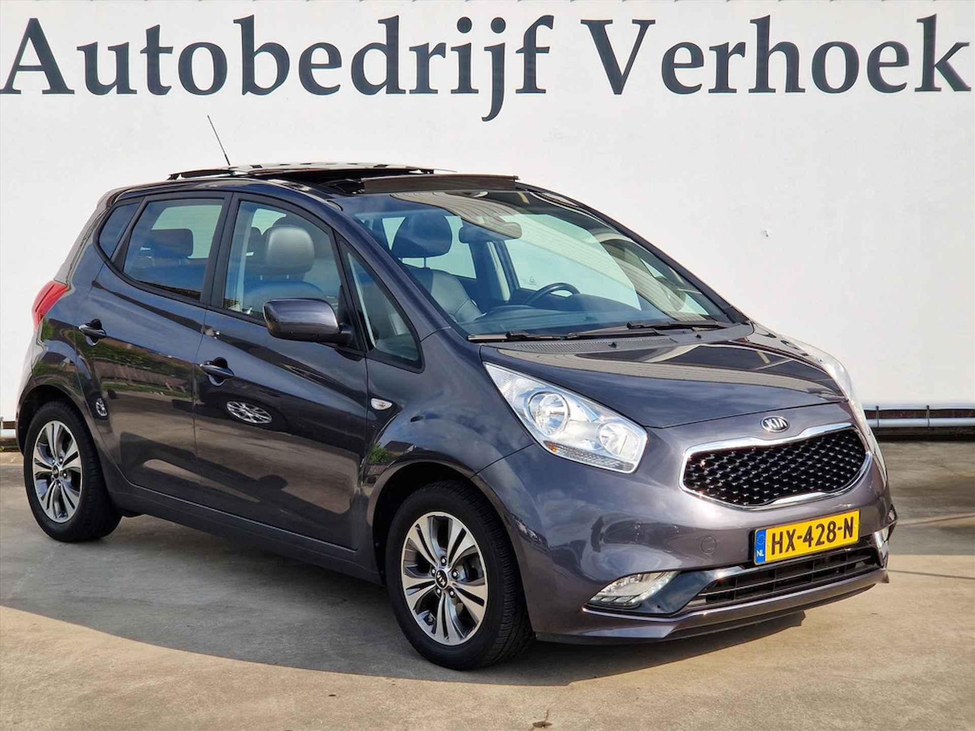 Kia Venga 1.4 CVVT 90pk Dynamic Plus Line | Trekhaak | Panodak | NL Auto | - 4/25