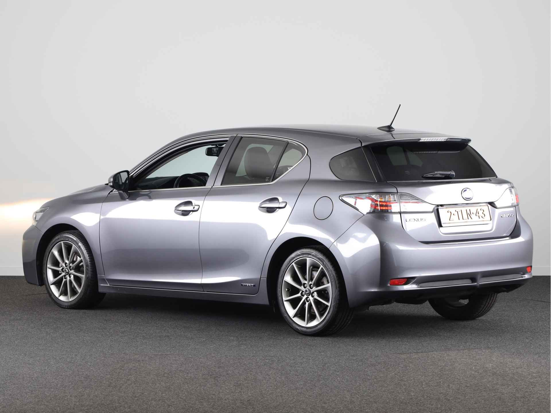 Lexus CT 200h Business Style Limited | Lederen bekleding | Parkeercamera | 17' Velgen | - 17/38