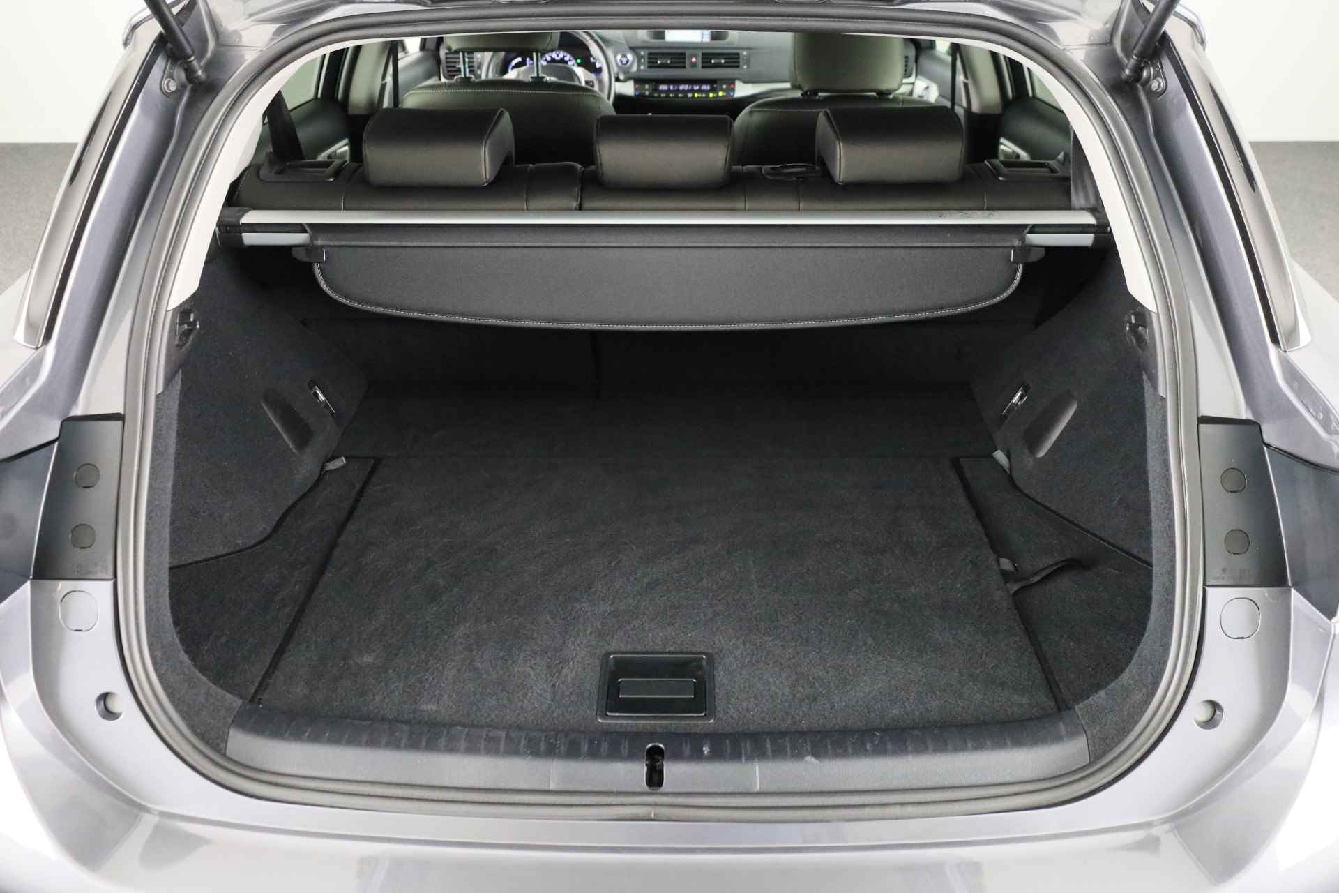 Lexus CT 200h Business Style Limited | Lederen bekleding | Parkeercamera | 17' Velgen | - 32/38