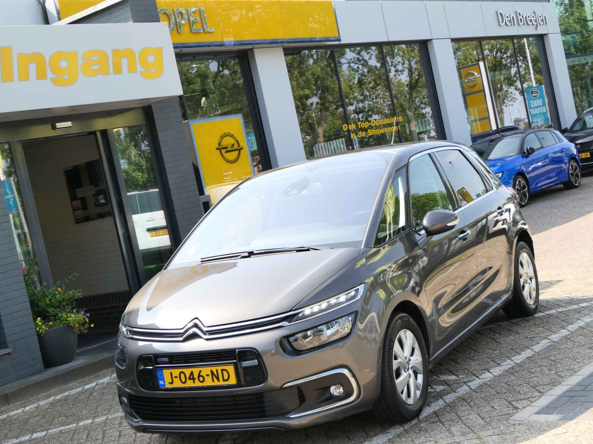 Citroën C4 Picasso 1.2 PureTech 130pk Feel | Navigatie | Camera | Keyless - 11/43