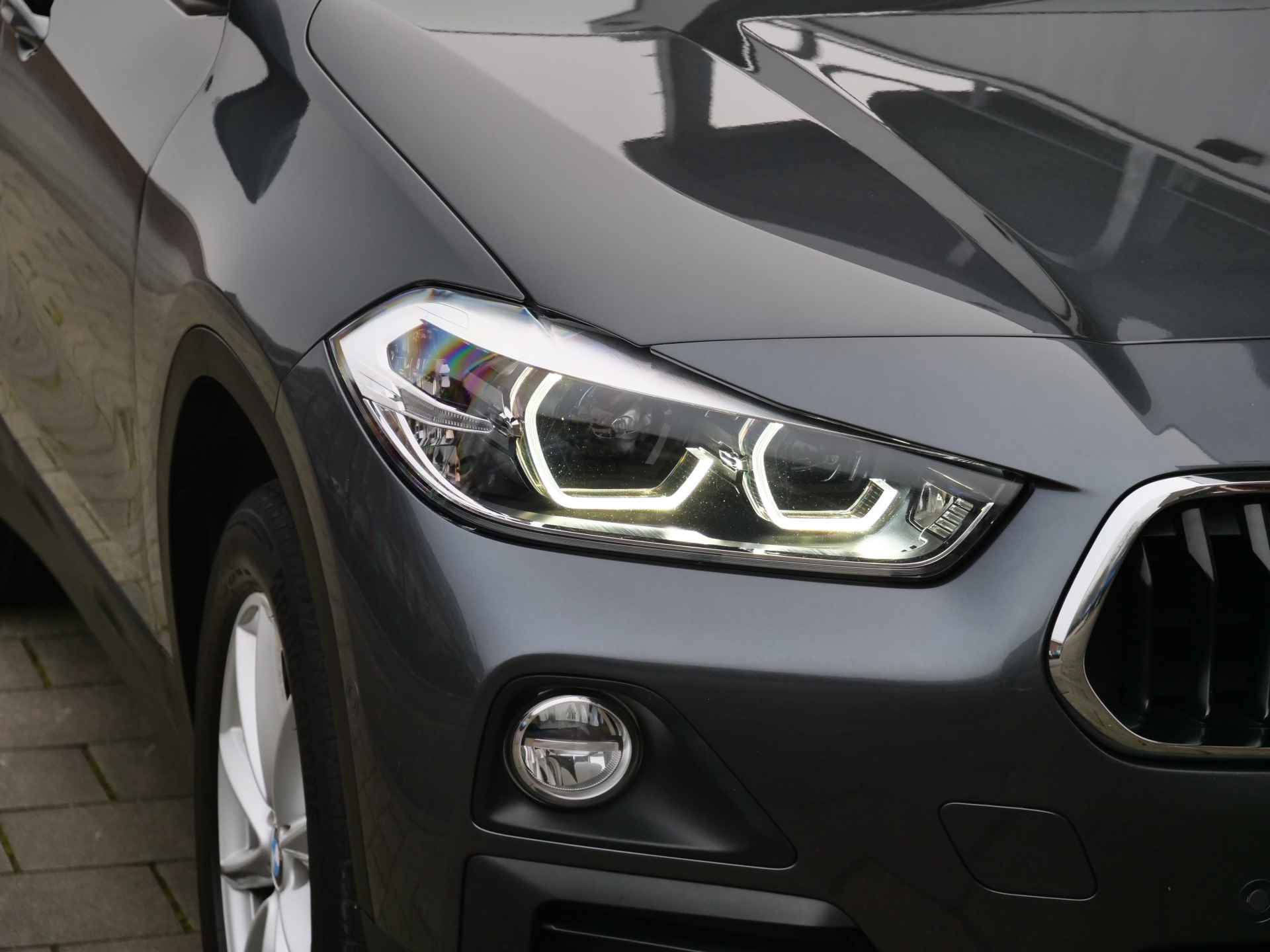 BMW X2 sDrive18i 141 pk High Executive Edition Automaat Trekhaak / Navigatie / Headup display - 9/39