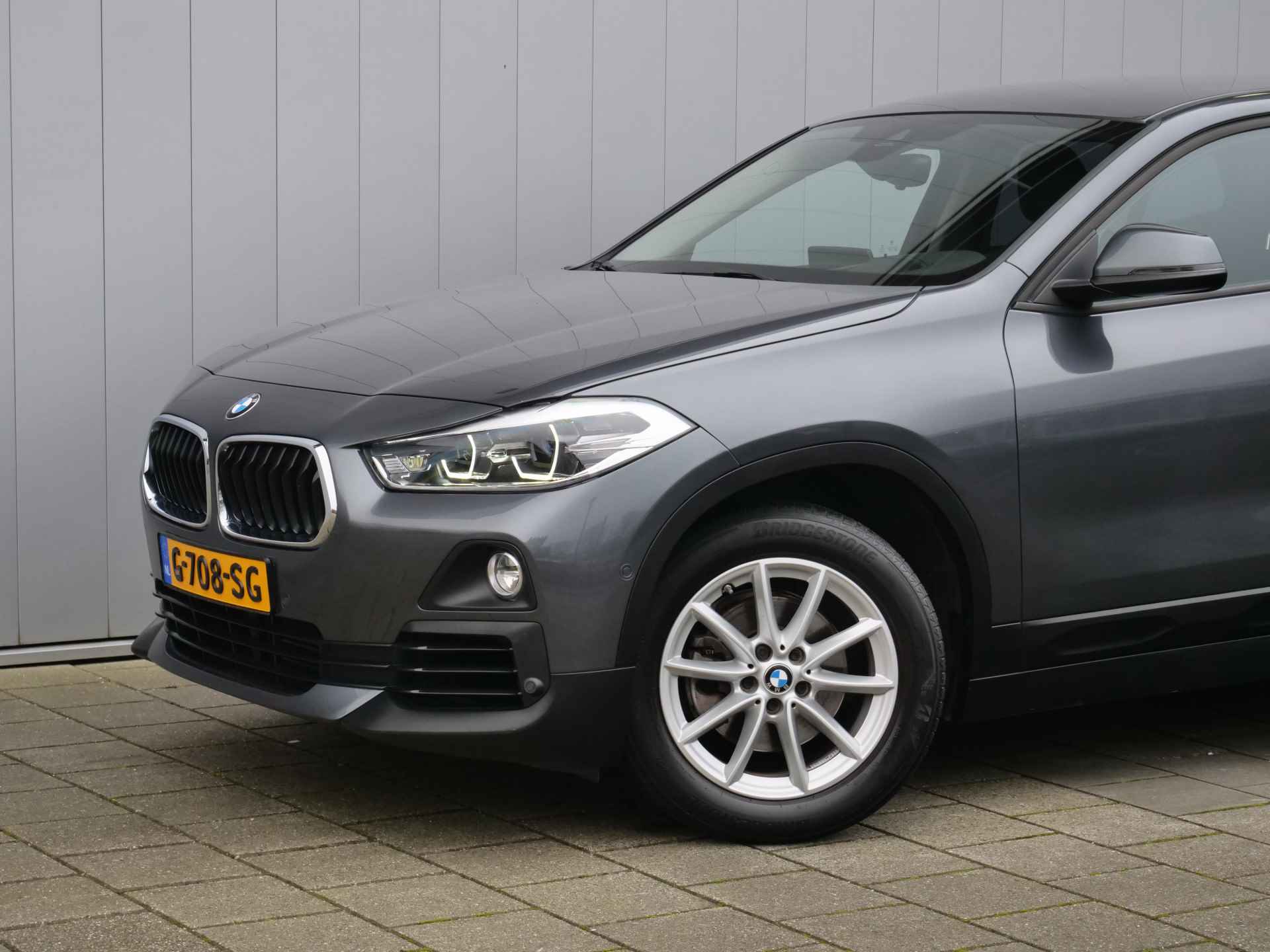 BMW X2 sDrive18i 141 pk High Executive Edition Automaat Trekhaak / Navigatie / Headup display - 15/39