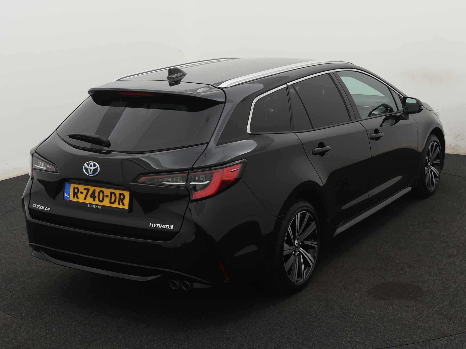 Toyota Corolla Touring Sports 2.0 Hybrid Business Plus | Cloud Navigatie | Stoelverwarming | - 17/41