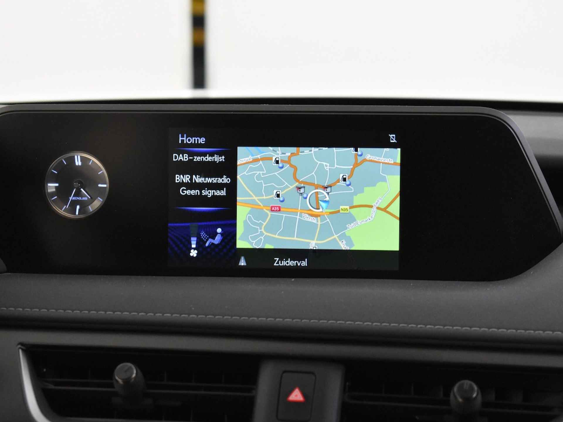 Lexus UX 250h Business Line Pro | Navi | Stuur- & stoelverwarming - 8/36