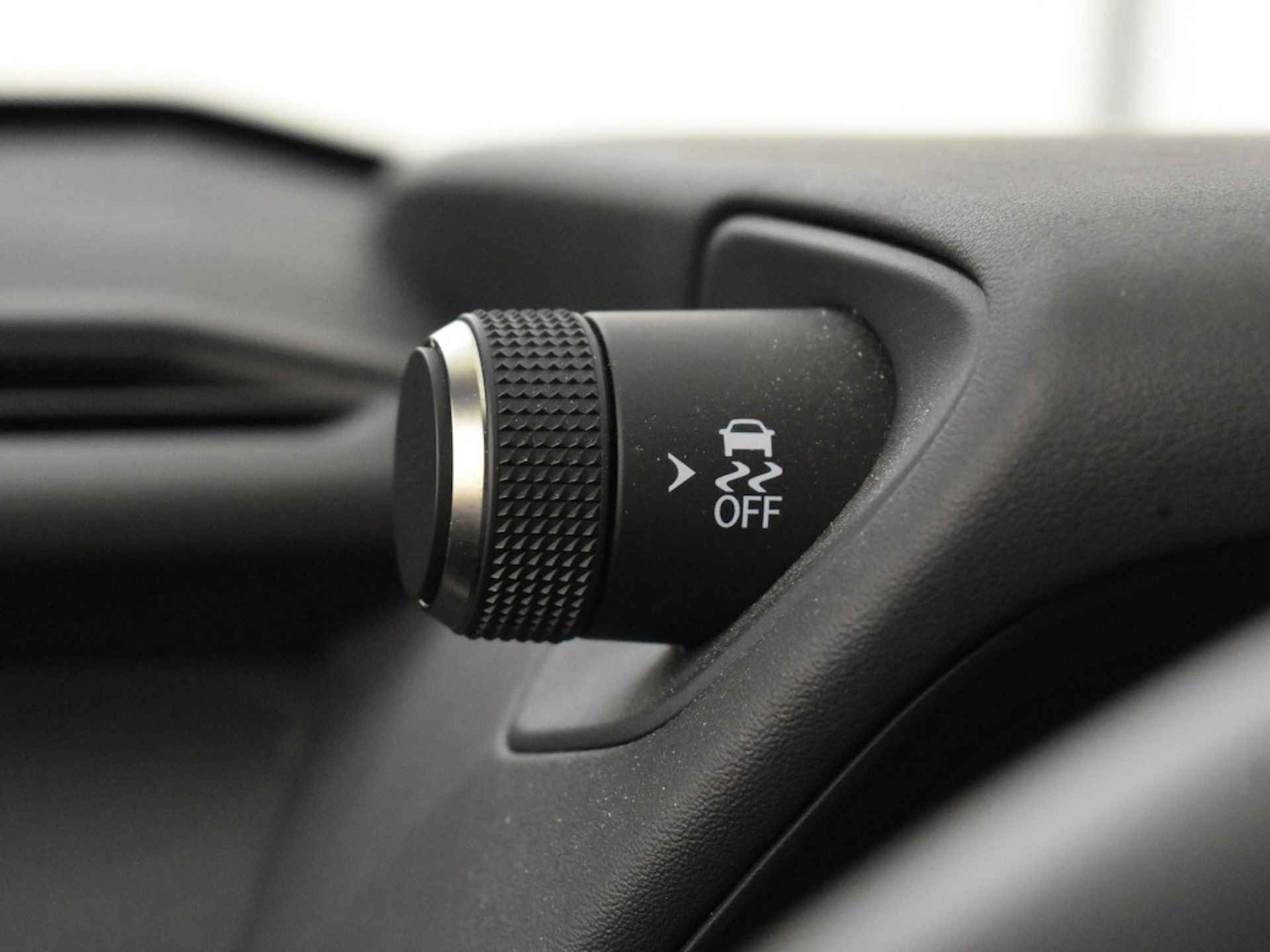 Lexus UX 250h Business Line Pro | Navi | Stuur- & stoelverwarming - 34/36