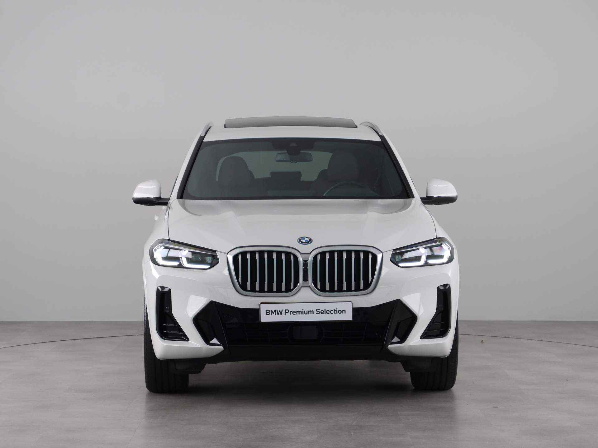 BMW X3 xDrive30e Business Edition Plus - 8/29