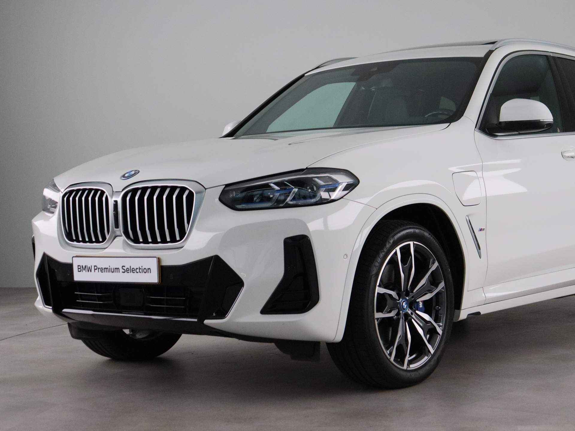 BMW X3 xDrive30e Business Edition Plus - 22/29