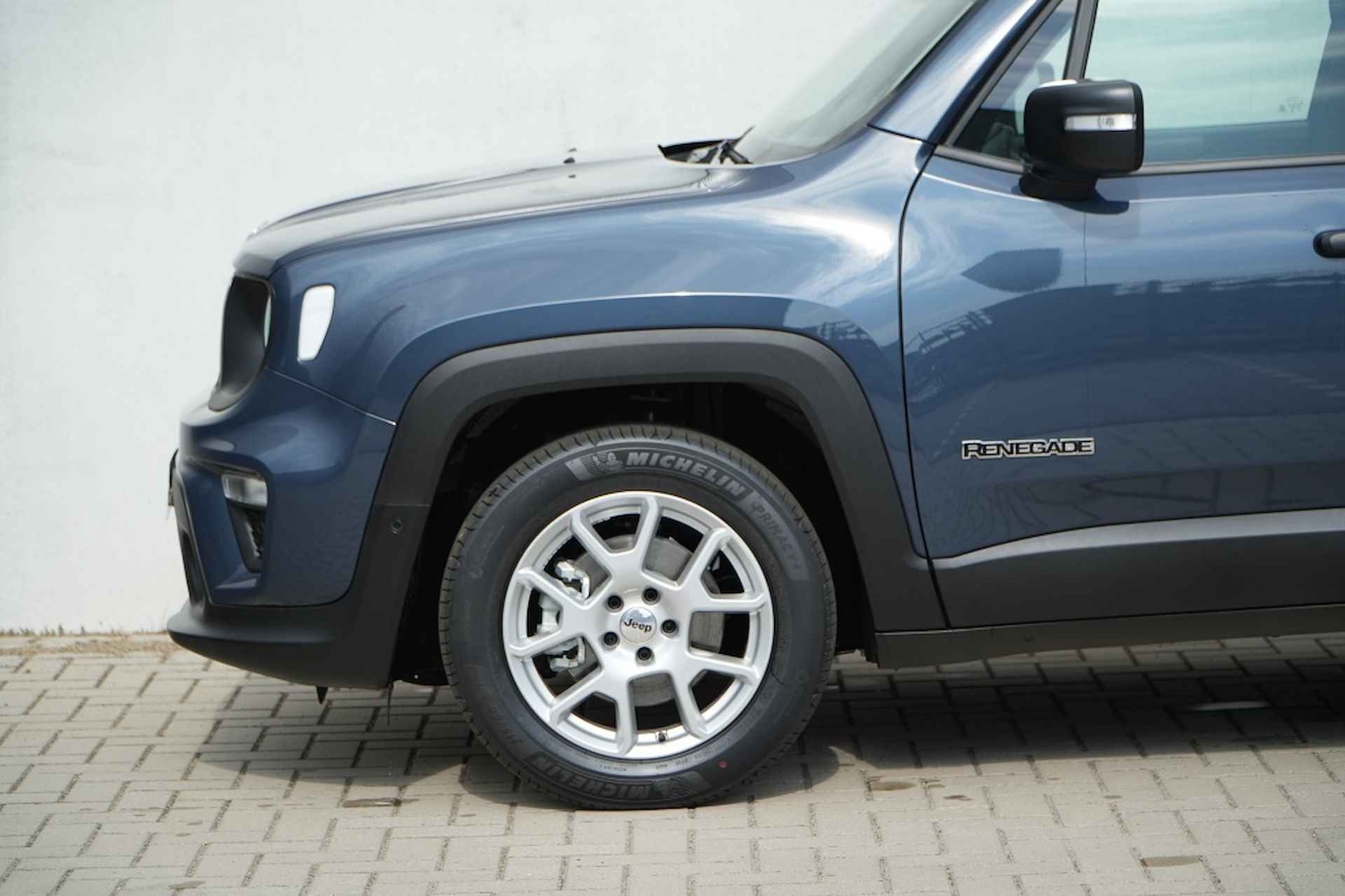 Jeep Renegade 1.5T e-Hybrid Altitude | Pano | Tech Pack - 10/36