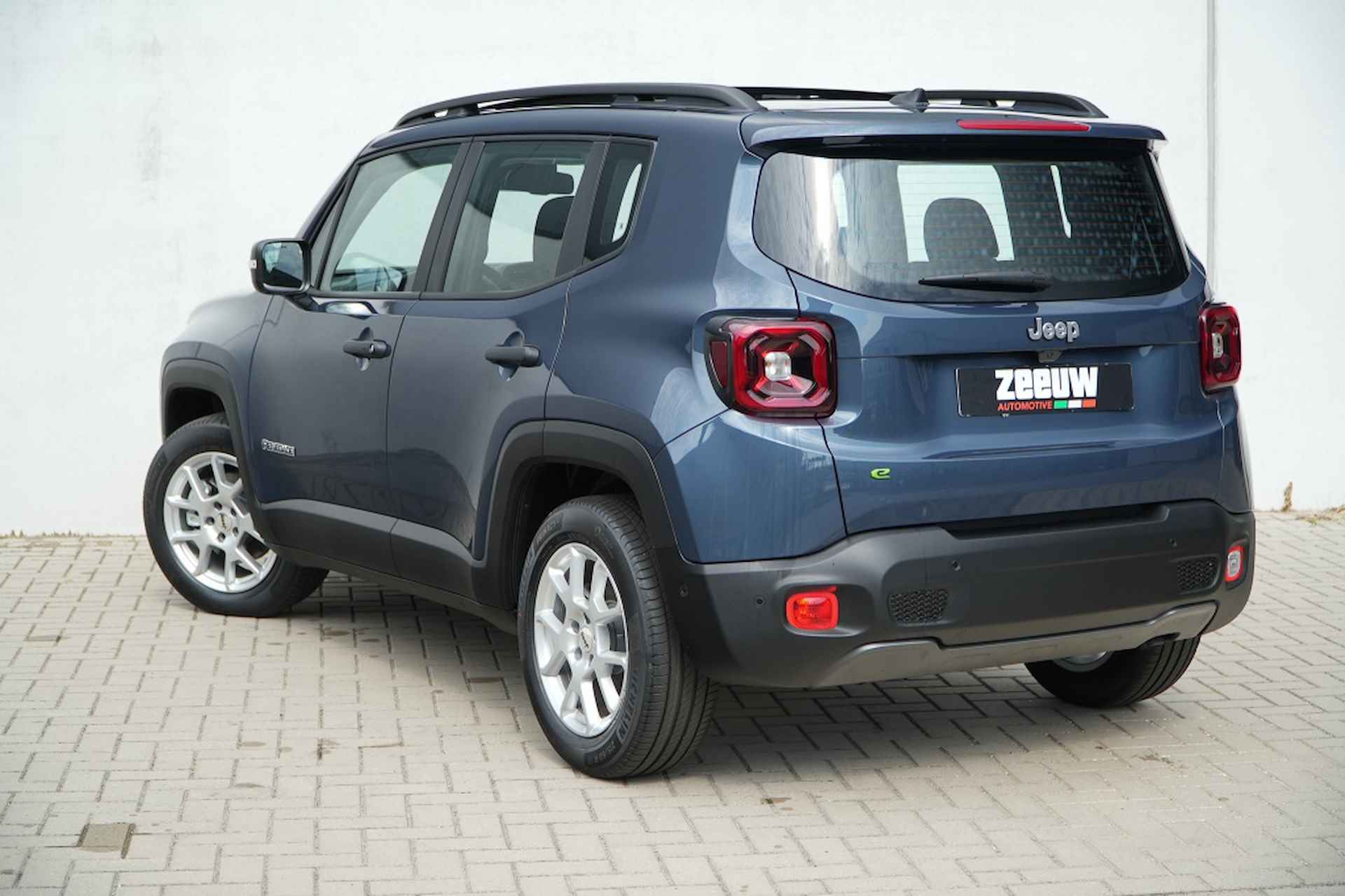 Jeep Renegade 1.5T e-Hybrid Altitude | Pano | Tech Pack - 12/36