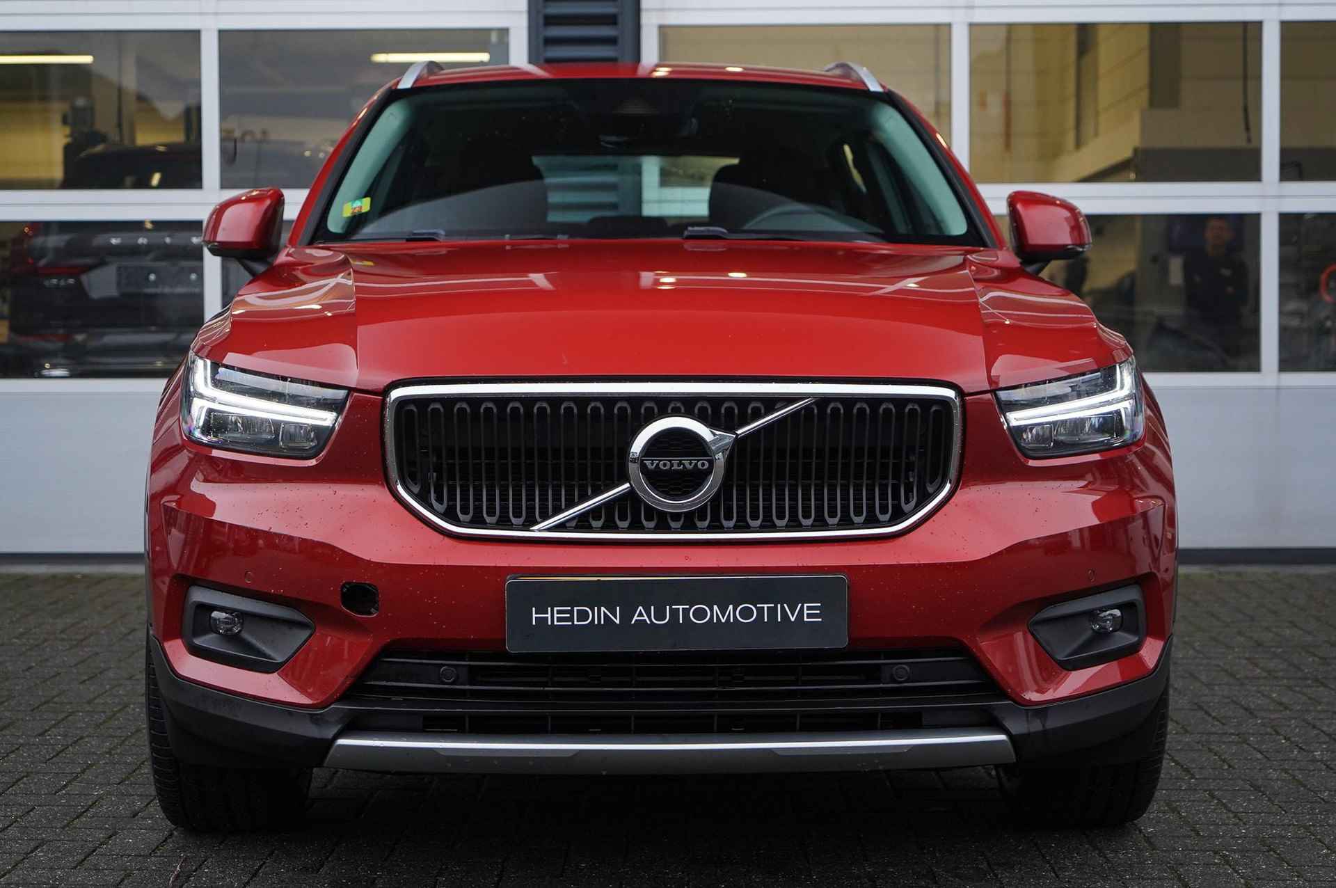 Volvo XC40 1.5 T2 Business Pro Navigatiesysteem full map + hard disk | Parkeersensoren achter - 2/29