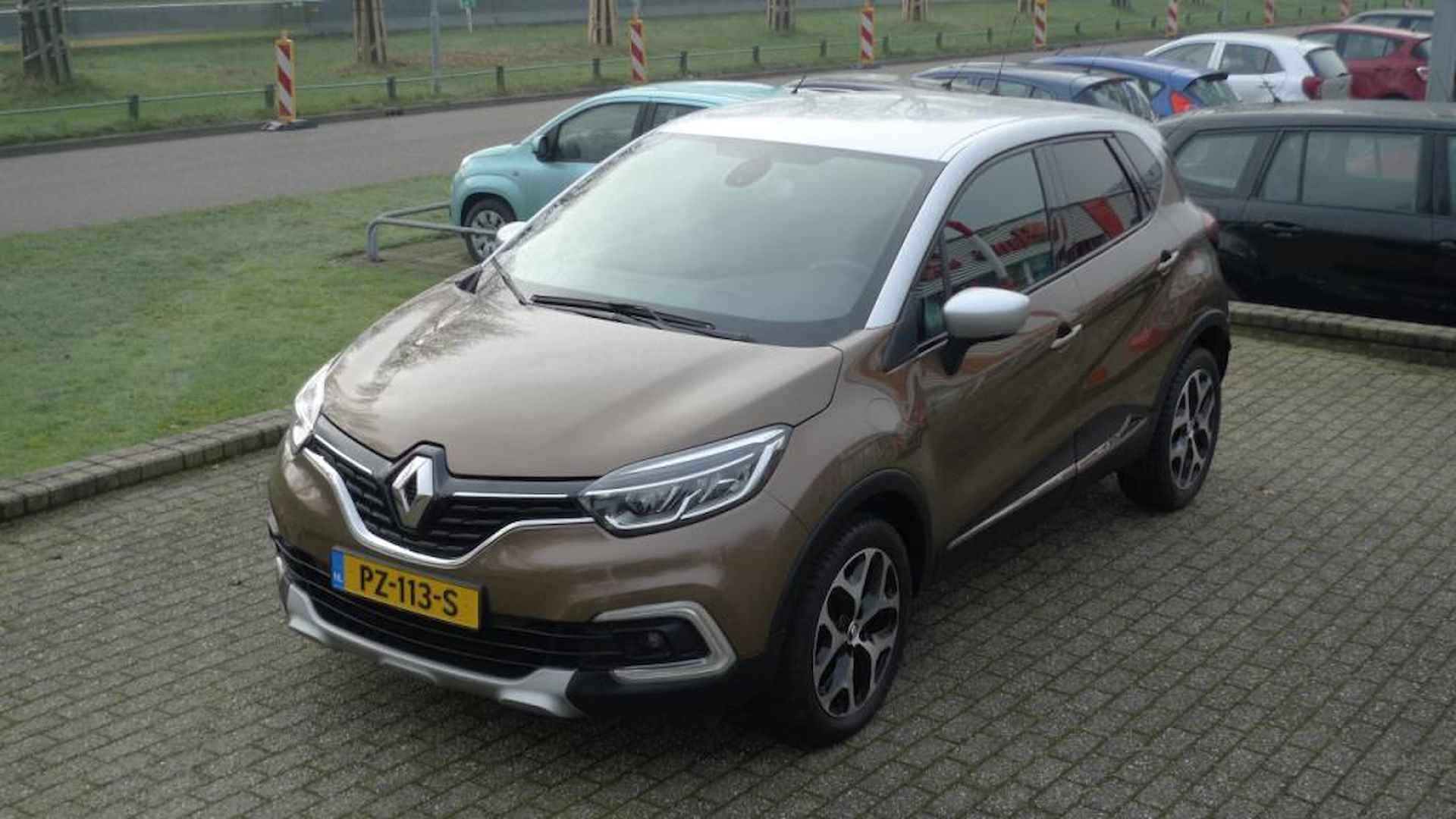 Renault Captur 1.2 TCe Intens navigatie, camera, trekhaak all-in prijs - 14/15