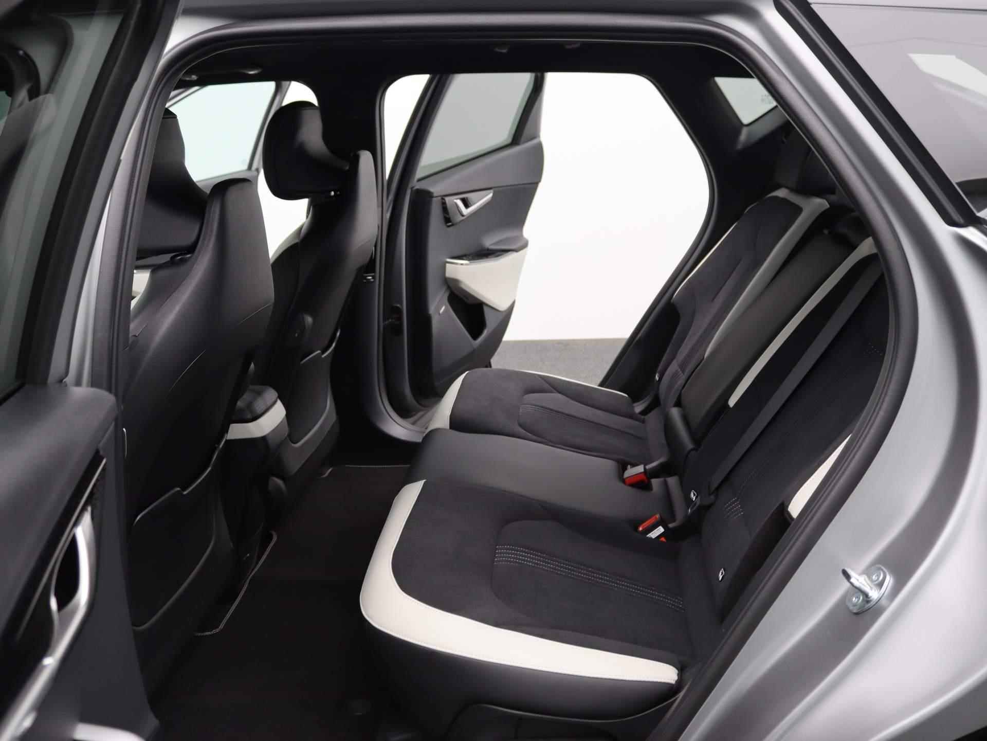 Kia EV6 GT-Line AWD 77.4 kWh | Uit voorraad Leverbaar| 360 Camera | Elektrische achter Klep | Stoelverwarming | Glazen Schuif -/kanteldak - 13/47
