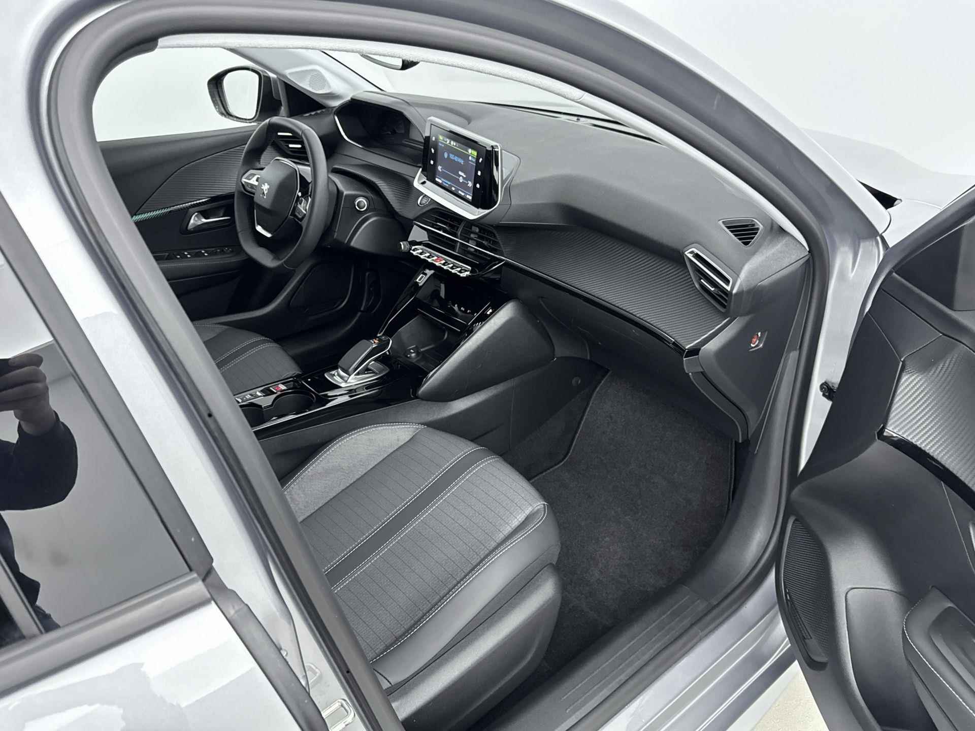 Peugeot e-208 EV Allure 50 kWh | CarPlay | Climate Control | 3-fase - 8/32