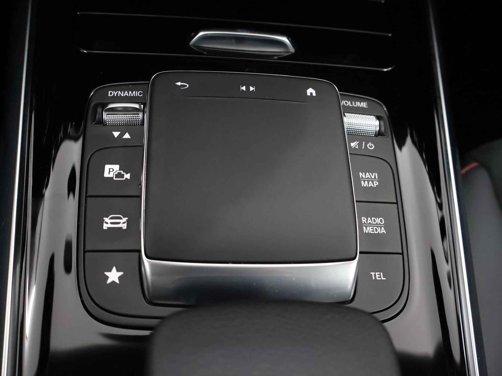 Mercedes-Benz B-klasse 250 e AMG Line | Parkeercamera | Stoelverwarming | Apple & Android carplay | Widescreen cockpit | Led-koplampen | Elektr. achterklep | - 28/45