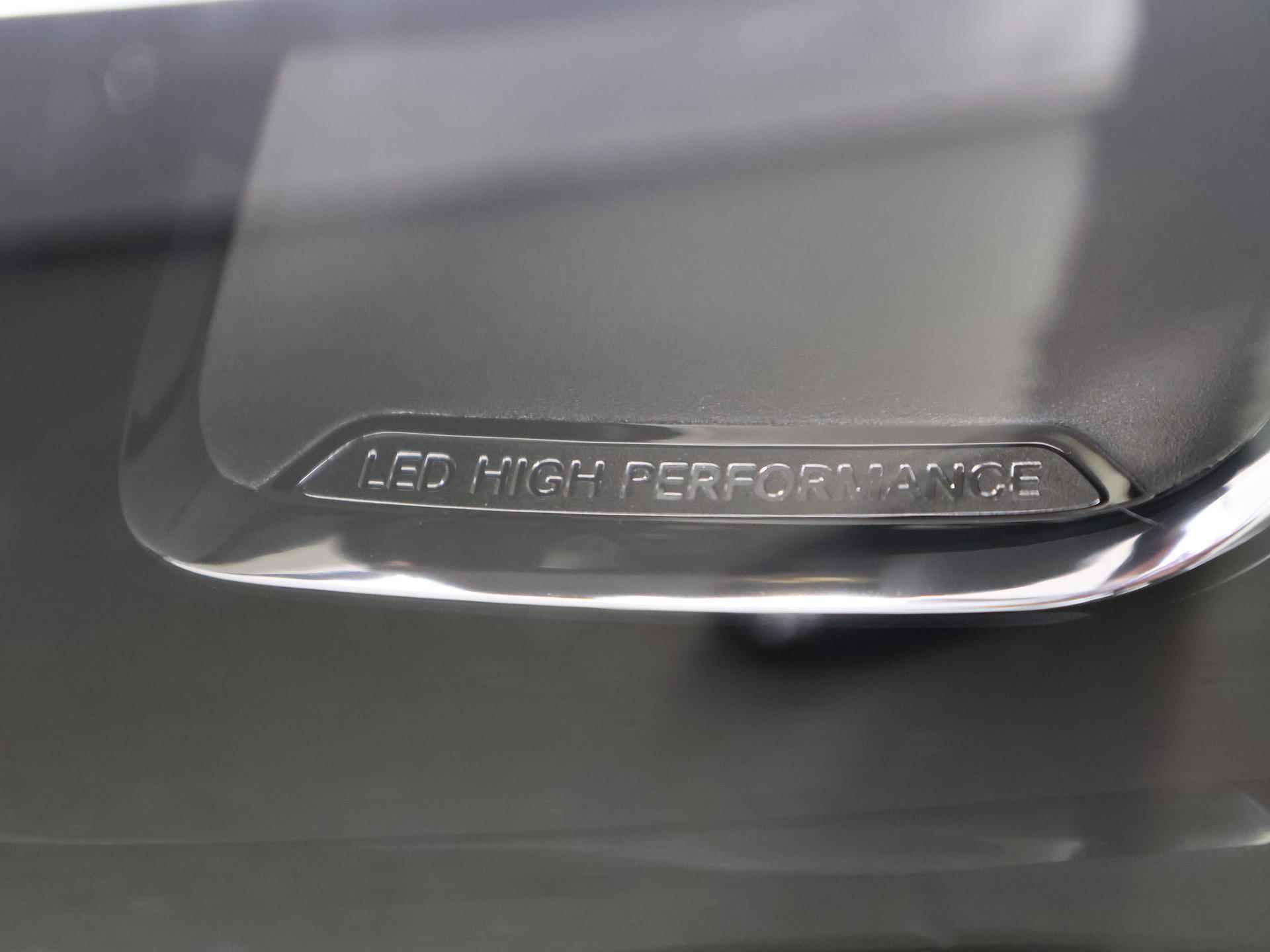 Mercedes-Benz B-klasse 250 e AMG Line | Parkeercamera | Stoelverwarming | Apple & Android carplay | Widescreen cockpit | Led-koplampen | Elektr. achterklep | - 42/45
