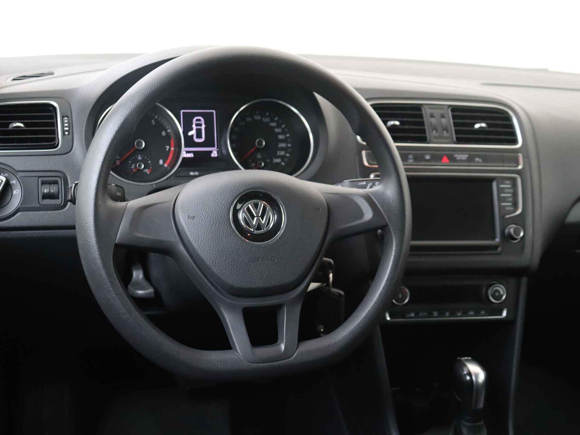 Volkswagen Polo 1.2 TSI Comfortline 5 deurs Automaat | Navigatie | Climate Control | Trekhaak - 7/28