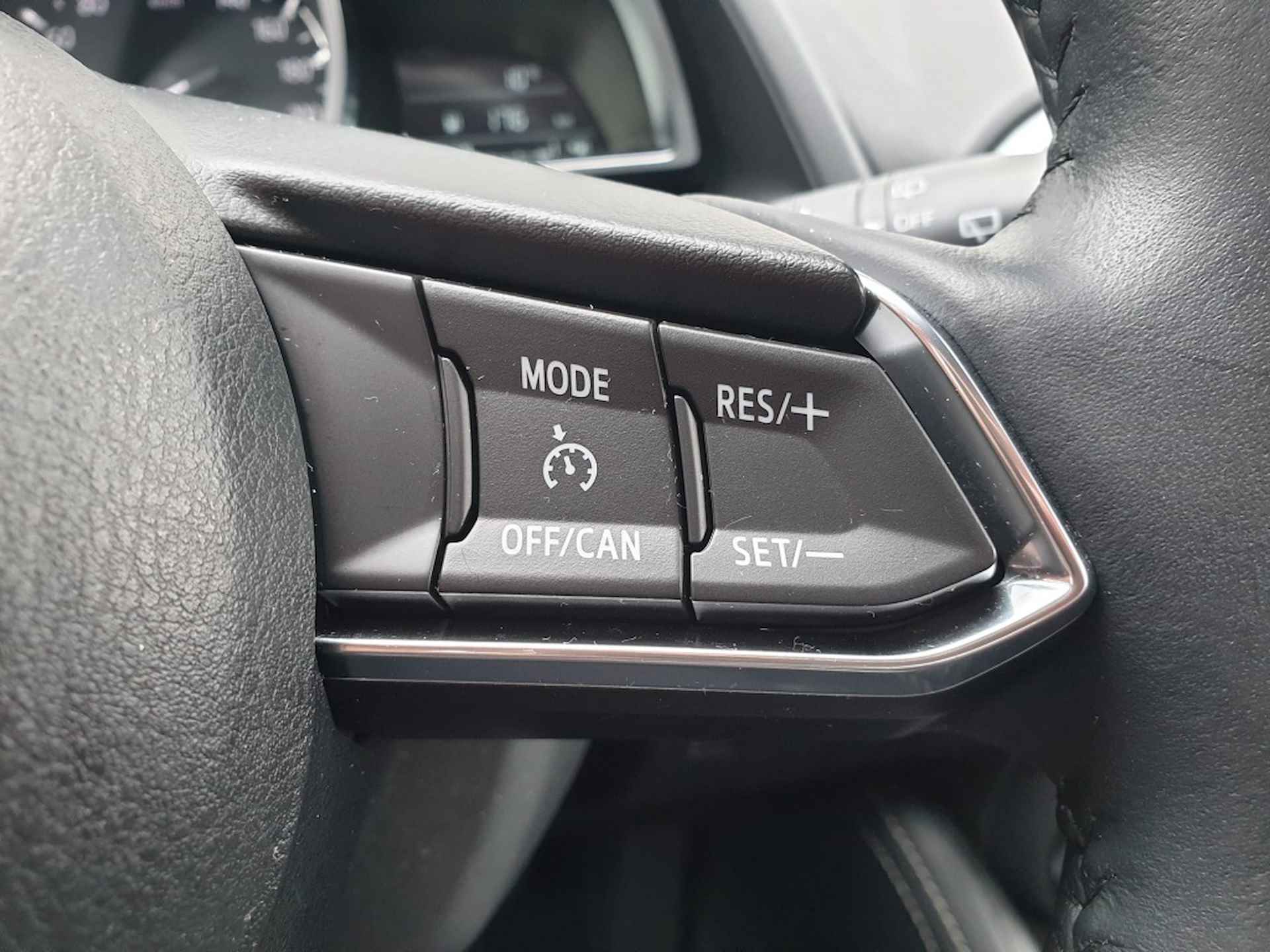 Mazda 2 1.5 Skyact-G Automaat Luxury - 22/25