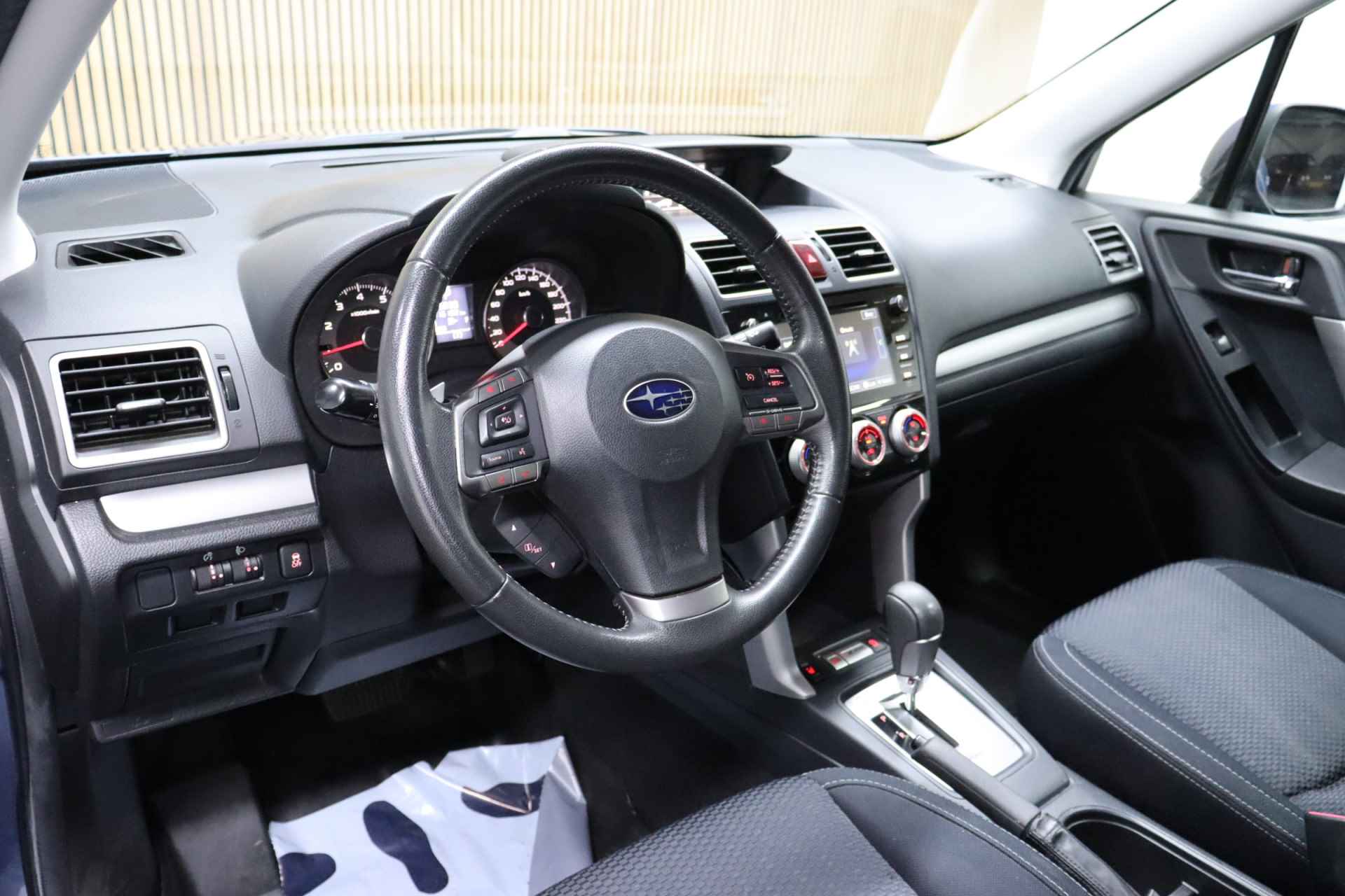 Subaru Forester 2.0 Comfort CVT | Trekhaak | Cruise control | Climat control - 12/29